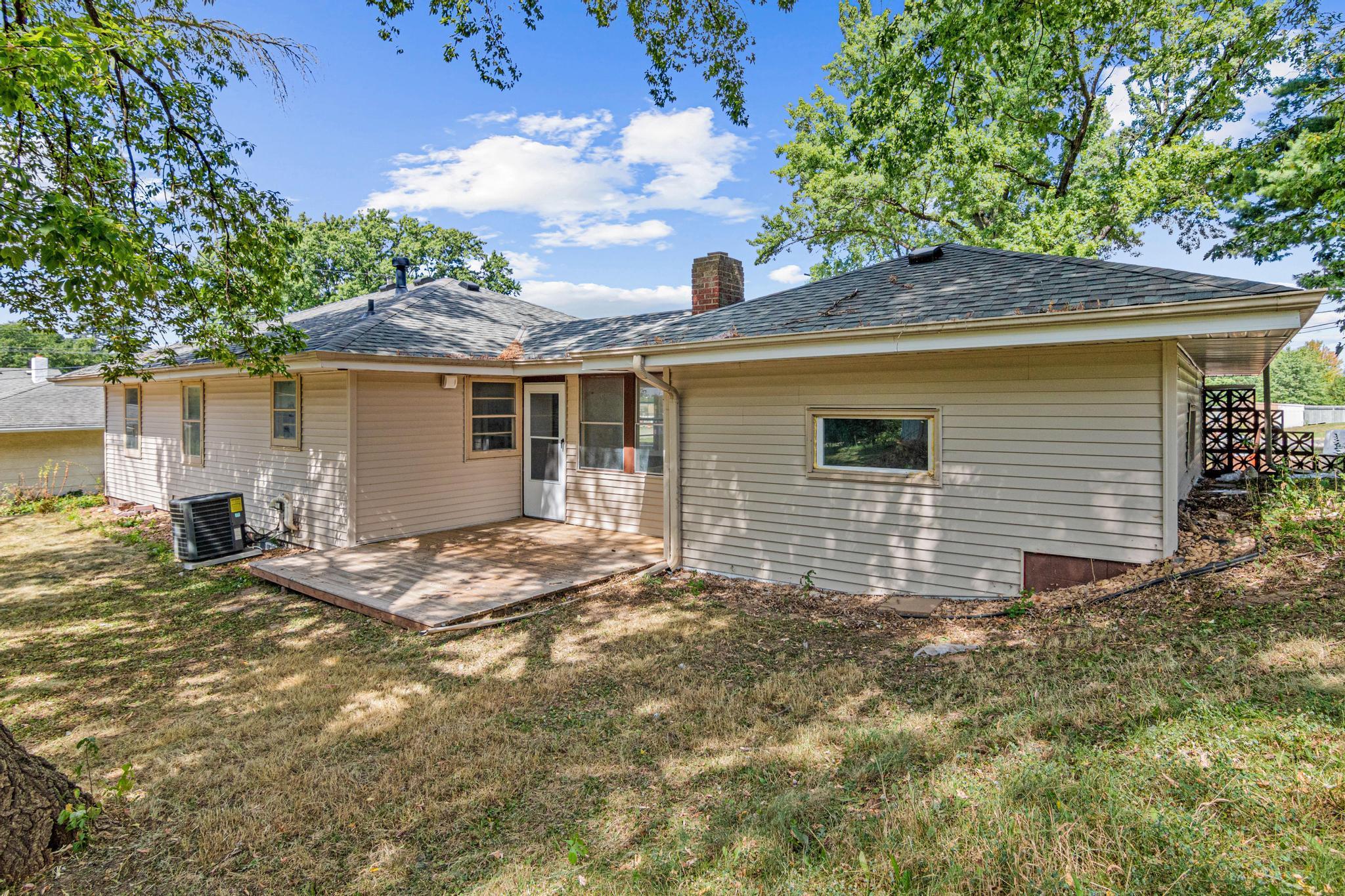 View of Residential at 1976 Radatz Avenue, Maplewood MN 55109, Maplewood (26 of 28) - Mike Wilen | Minnesota Team Real Estate