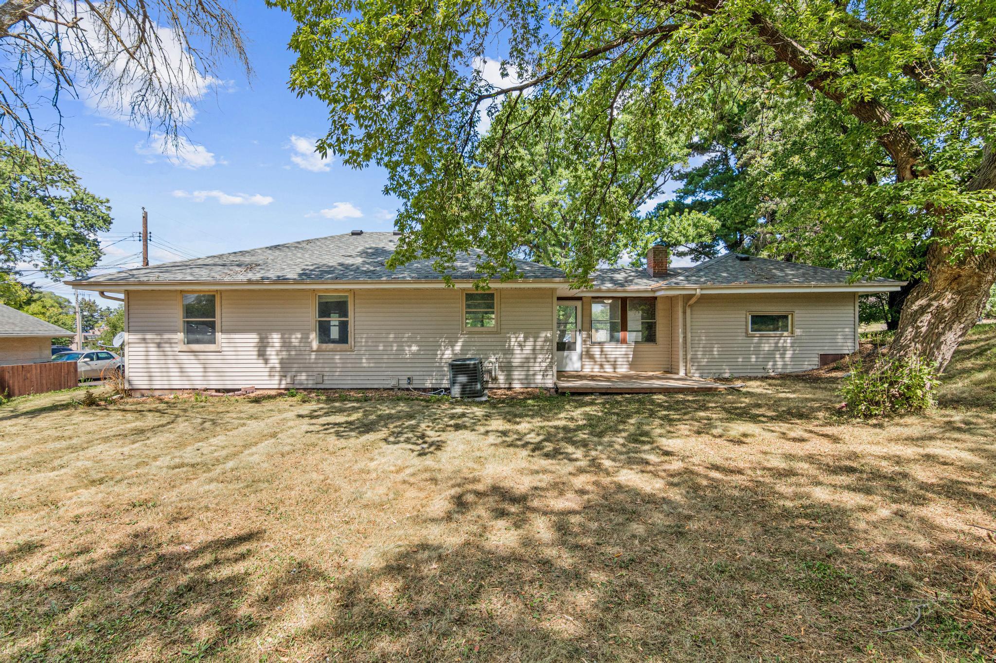 View of Residential at 1976 Radatz Avenue, Maplewood MN 55109, Maplewood (24 of 28) - Mike Wilen | Minnesota Team Real Estate