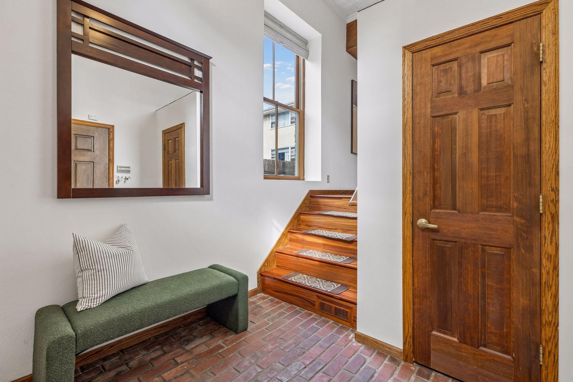 View of Residential at 3524 Hennepin Avenue #4, Minneapolis MN 55408, Minneapolis (10 of 50) - Mike Wilen | Minnesota Team Real Estate