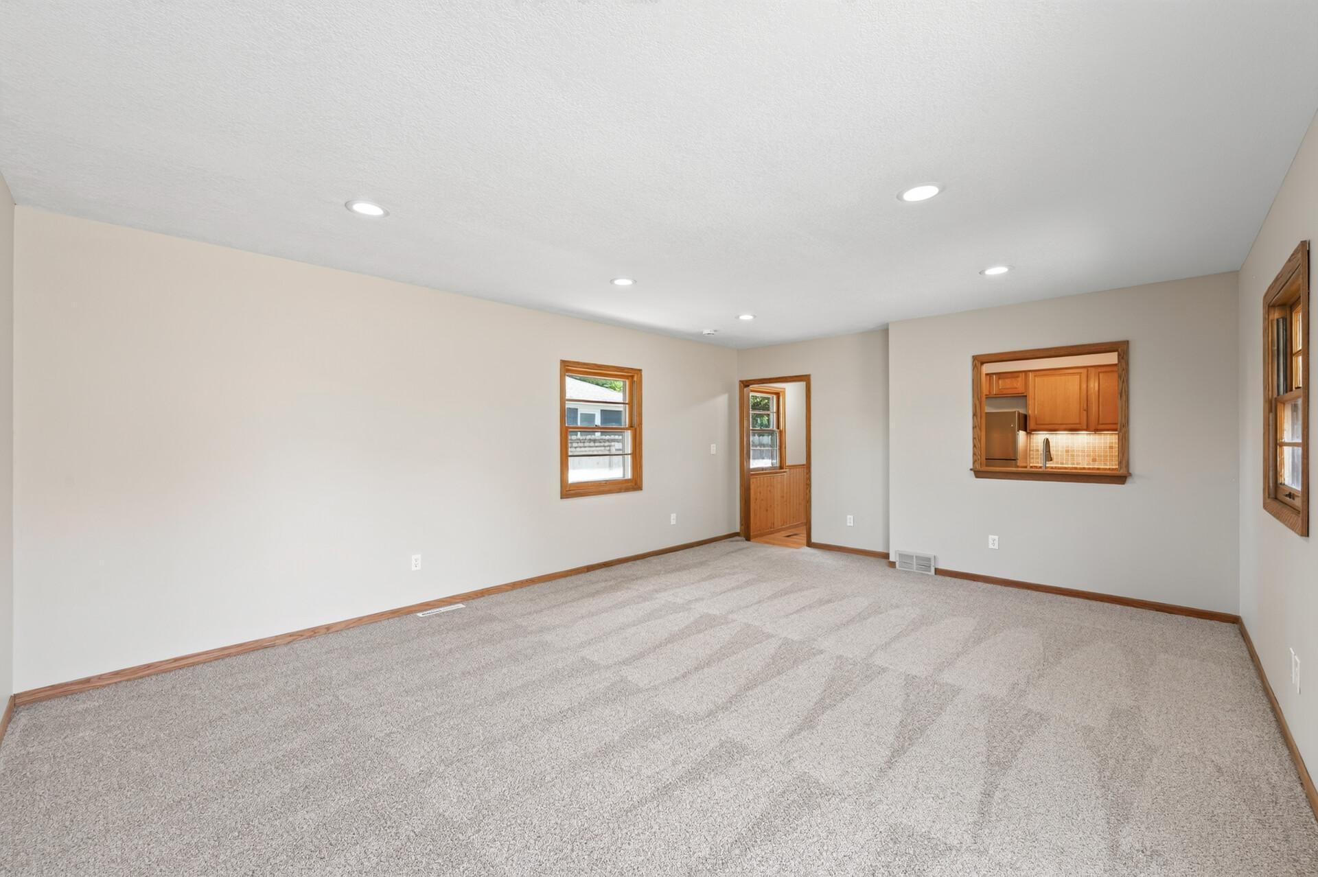 View of Residential at 424 4th Avenue, Osseo MN 55369, Osseo (11 of 27) - Mike Wilen | Minnesota Team Real Estate