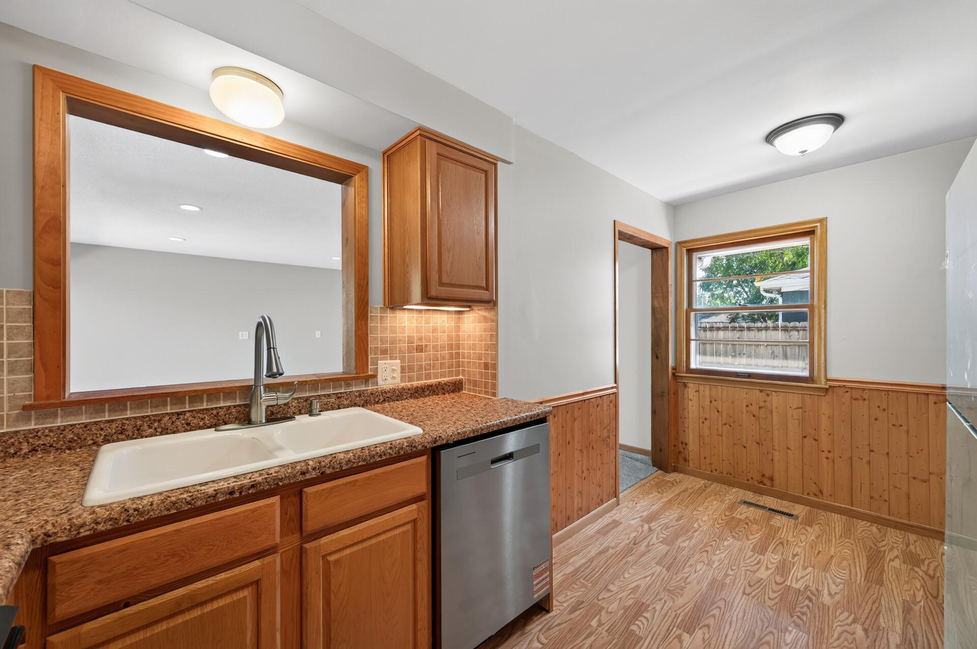 View of Residential at 424 4th Avenue, Osseo MN 55369, Osseo (8 of 27) - Mike Wilen | Minnesota Team Real Estate