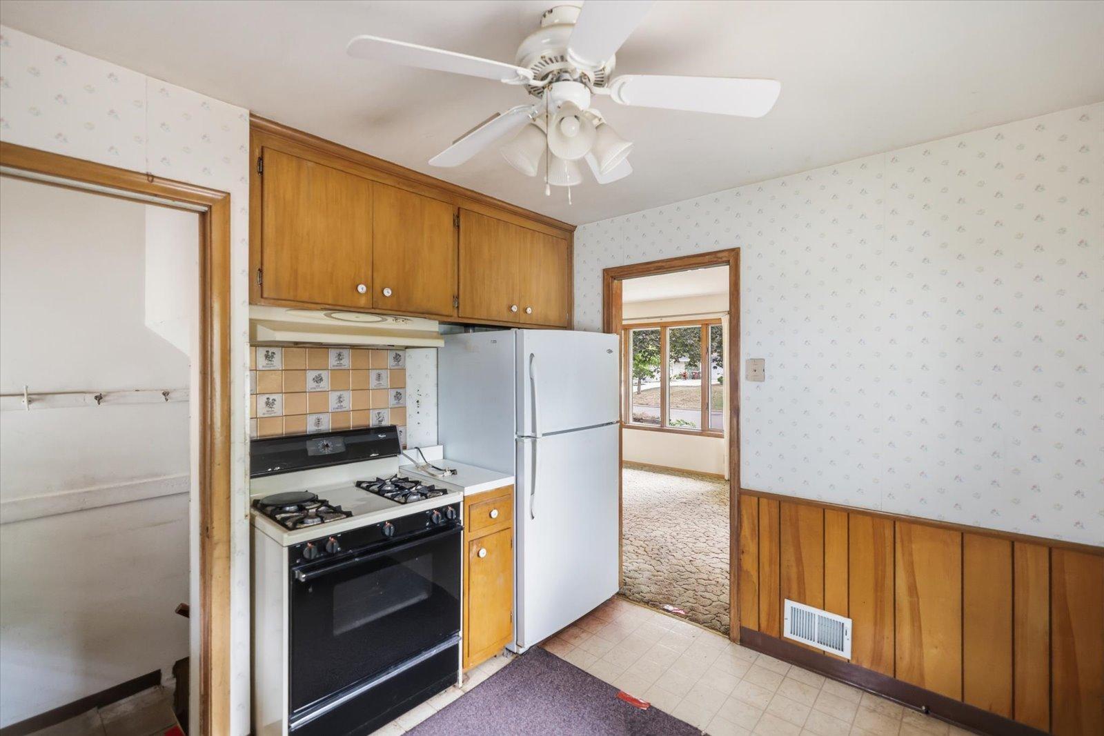 View of Residential at 8680 Granada Avenue, Cottage Grove MN 55016, Cottage Grove (3 of 37) - Mike Wilen | Minnesota Team Real Estate
