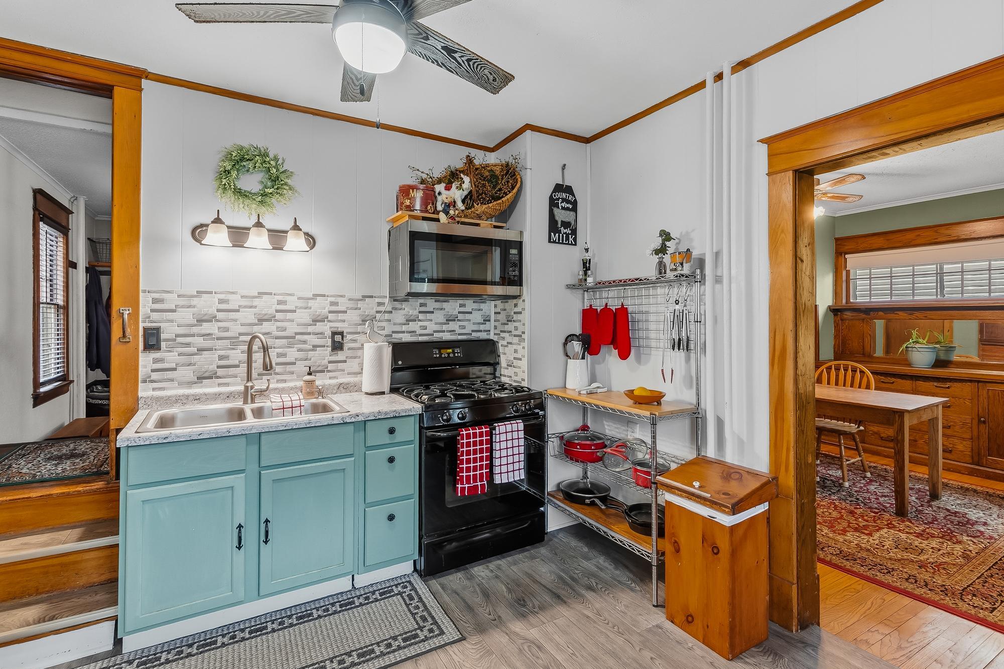 View of Residential at 1514 Lafond Avenue, Saint Paul MN 55104, Saint Paul (11 of 24) - Mike Wilen | Minnesota Team Real Estate