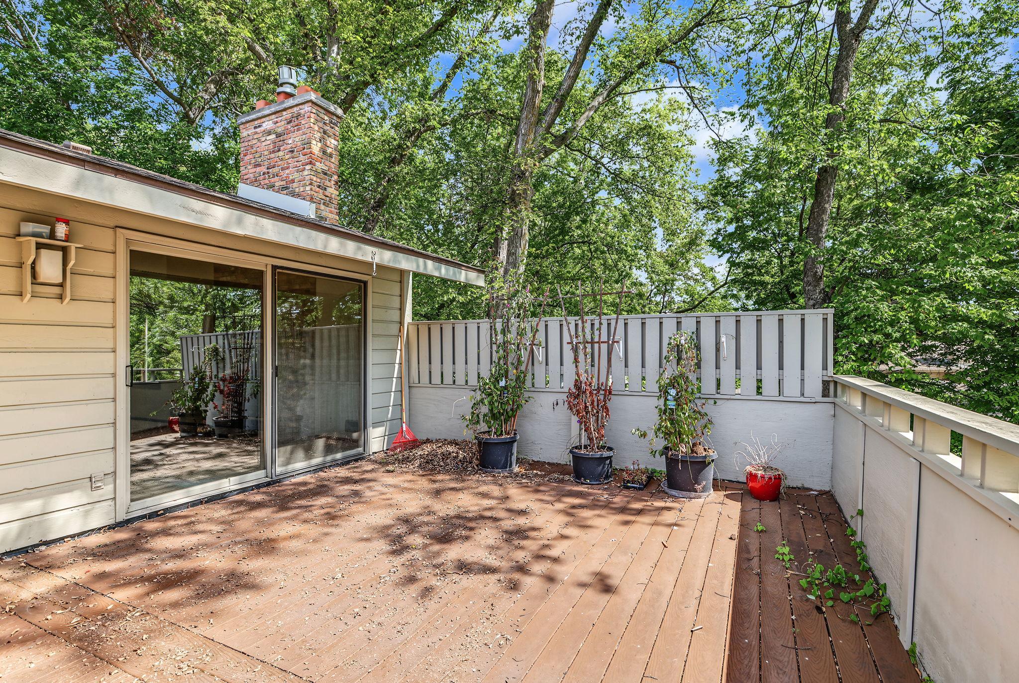 View of Residential at 10275 Scarborough Road, Bloomington MN 55437, Bloomington (30 of 38) - Mike Wilen | Minnesota Team Real Estate