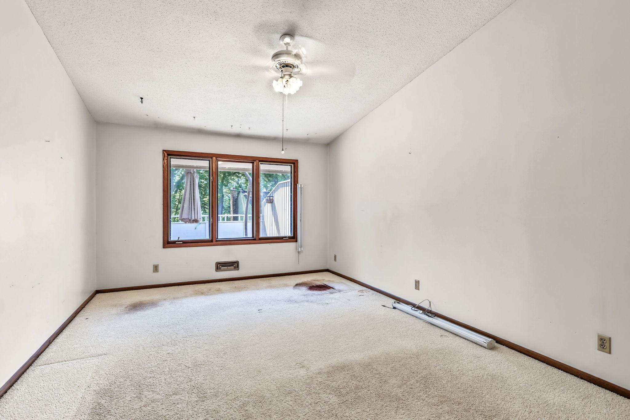 View of Residential at 10275 Scarborough Road, Bloomington MN 55437, Bloomington (16 of 38) - Mike Wilen | Minnesota Team Real Estate