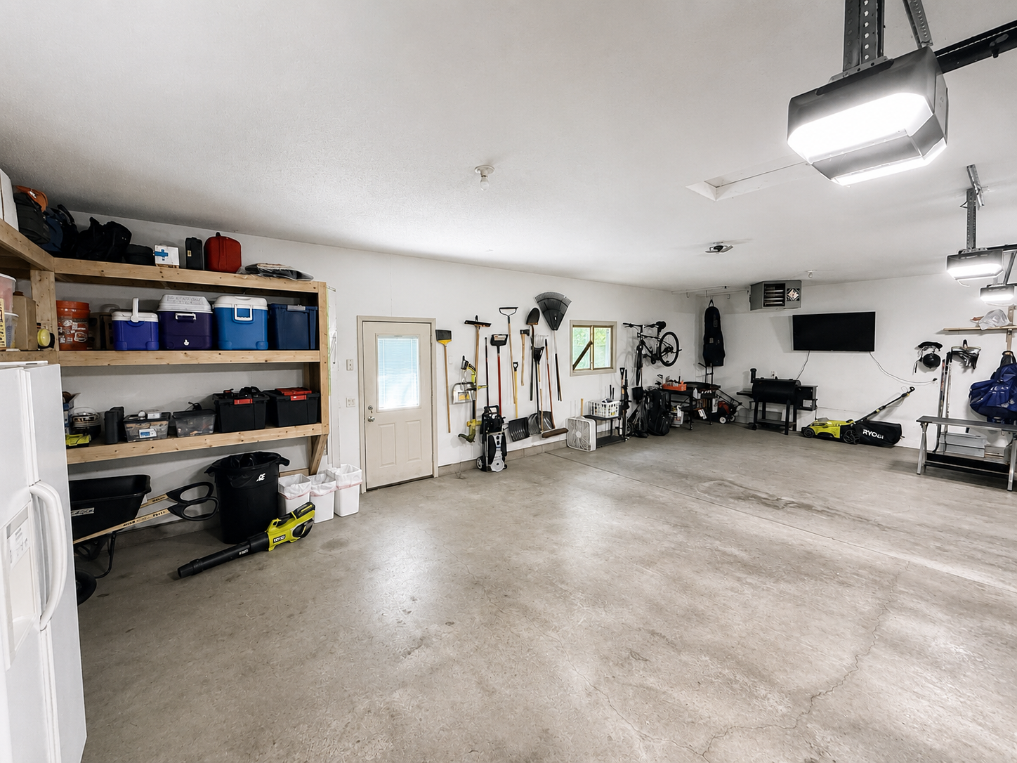 View of Residential at 1615 Archwood Road, Minnetonka MN 55305, Minnetonka (24 of 31) - Mike Wilen | Minnesota Team Real Estate
