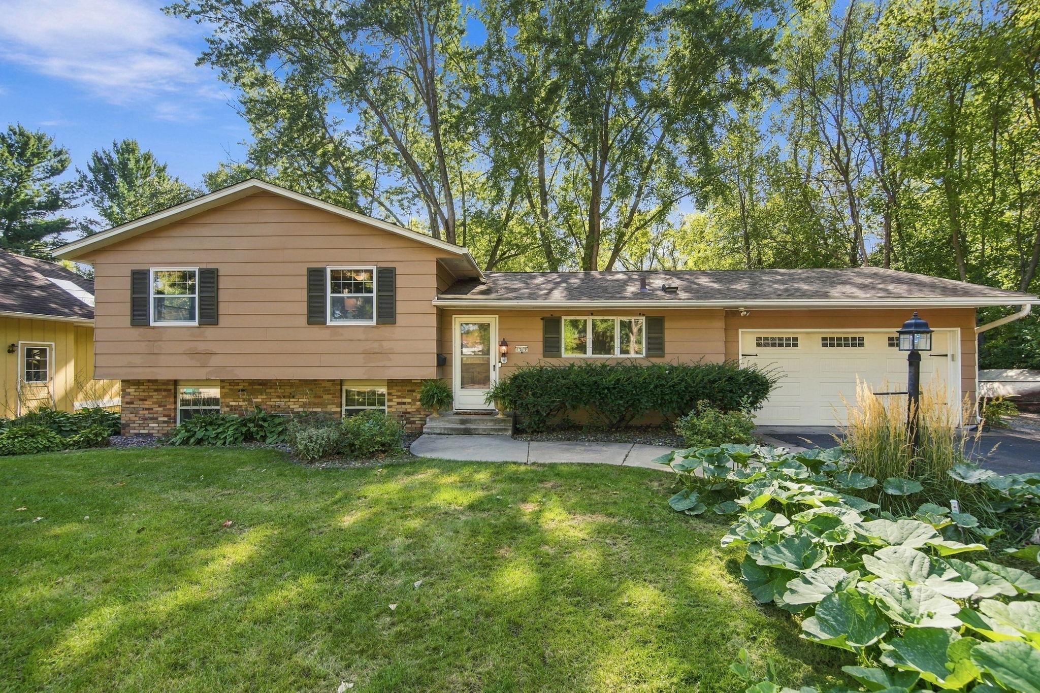 View of Residential at 1519 Meadowlark Drive, Stillwater MN 55082, Stillwater (28 of 40) - Mike Wilen | Minnesota Team Real Estate