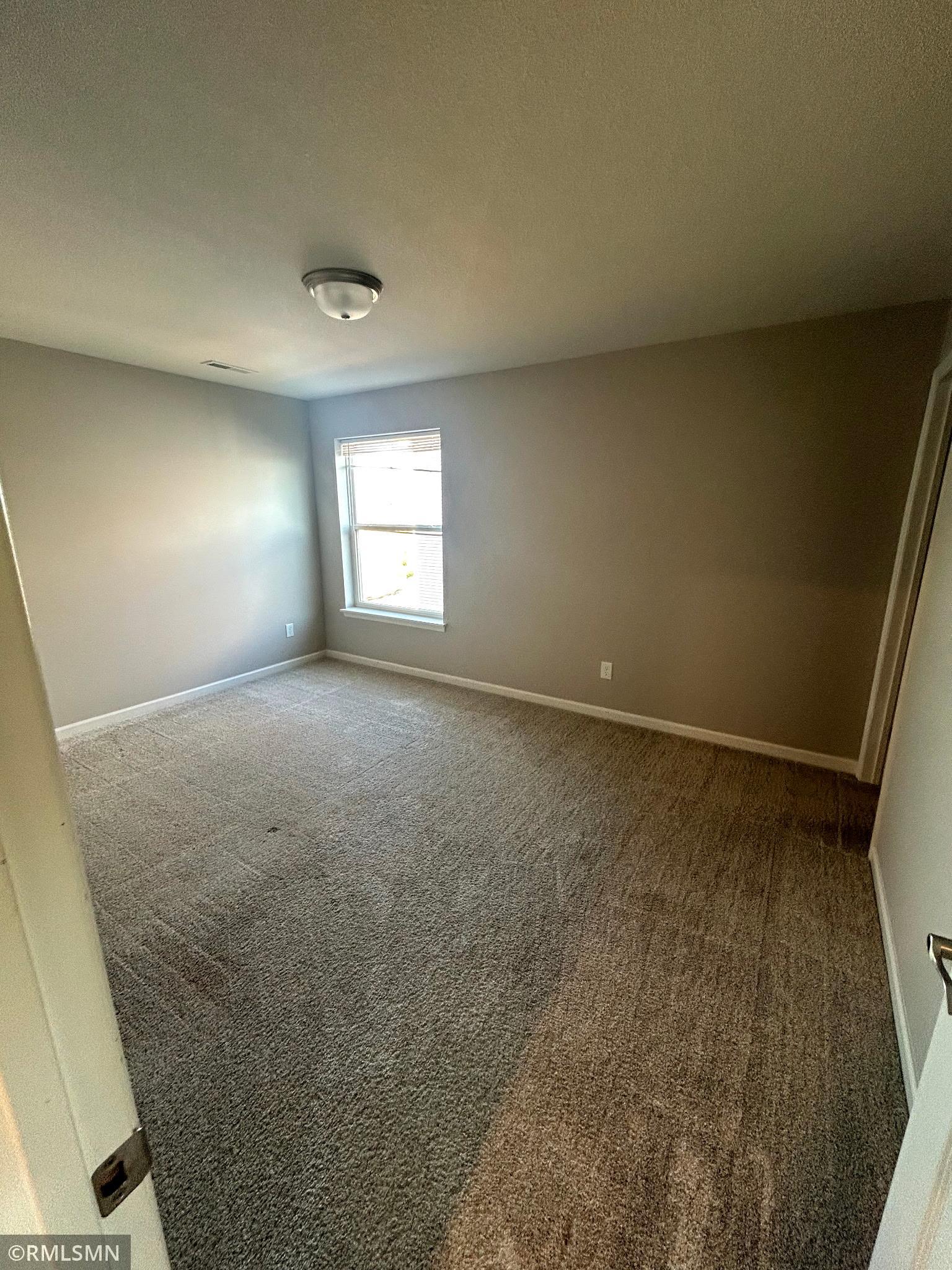 View of Residential at 10267 McGregor Boulevard, Woodbury MN 55129, Woodbury (14 of 31) - Mike Wilen | Minnesota Team Real Estate