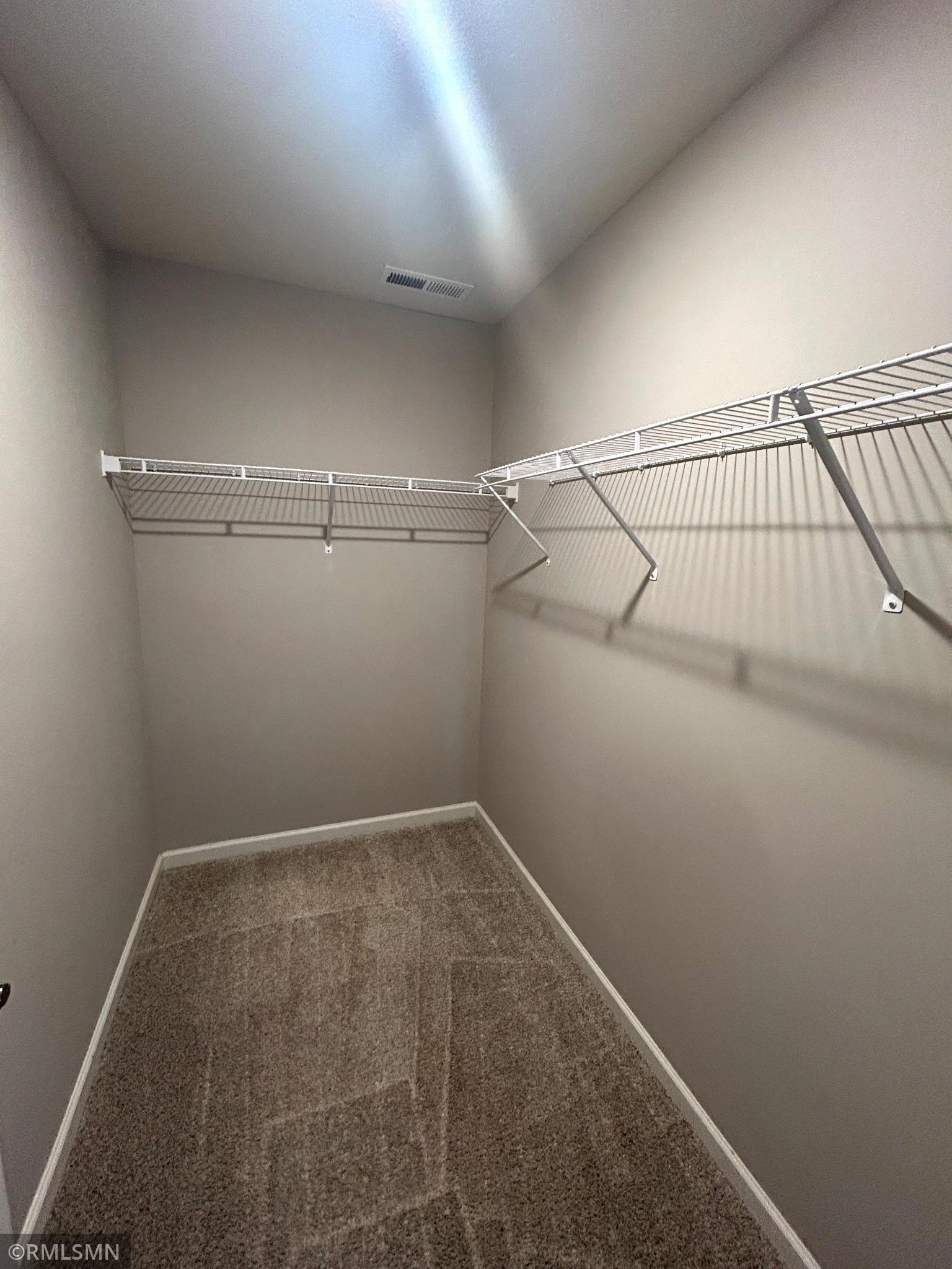 View of Residential at 10267 McGregor Boulevard, Woodbury MN 55129, Woodbury (22 of 31) - Mike Wilen | Minnesota Team Real Estate