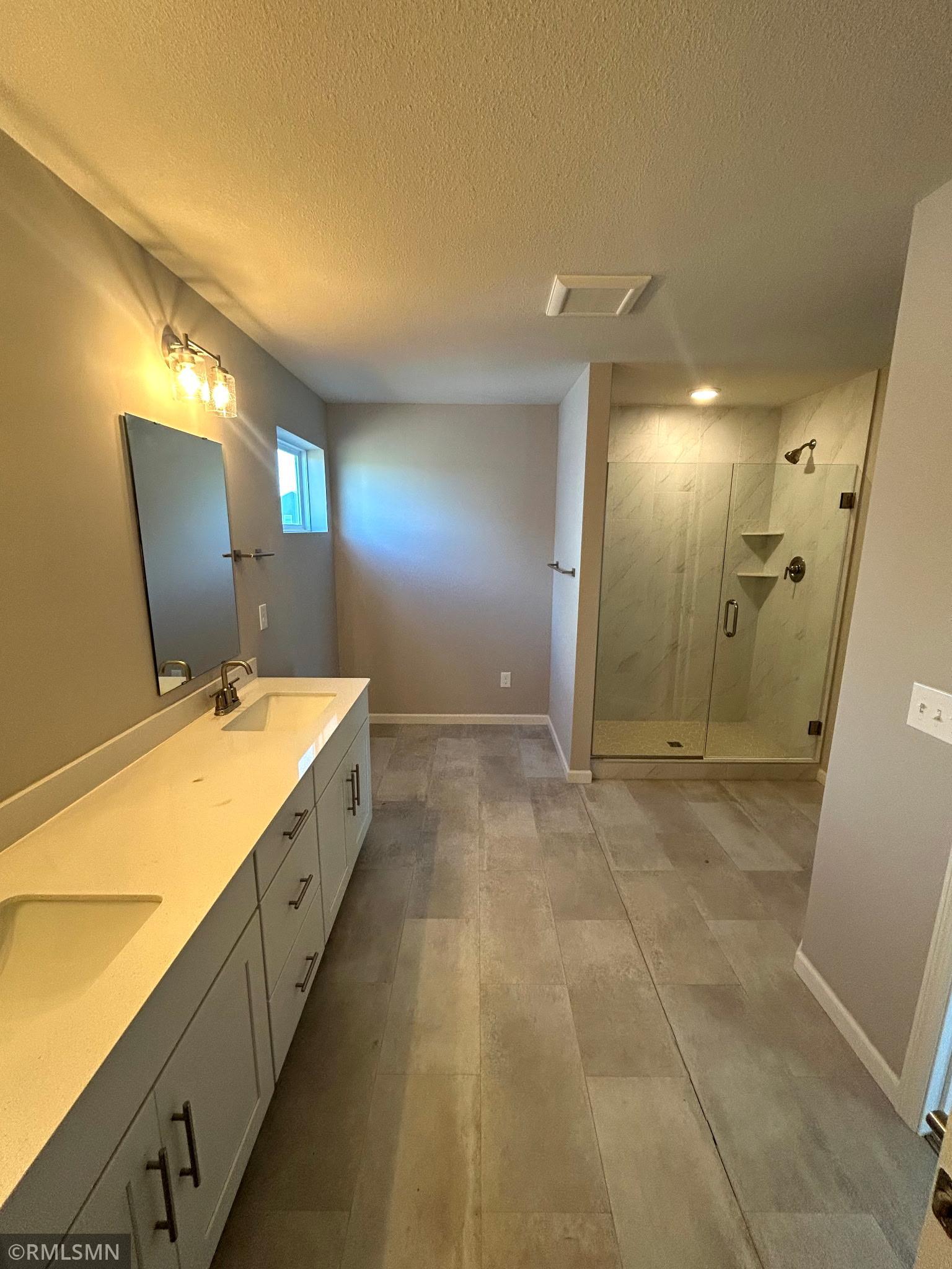 View of Residential at 10267 McGregor Boulevard, Woodbury MN 55129, Woodbury (19 of 31) - Mike Wilen | Minnesota Team Real Estate