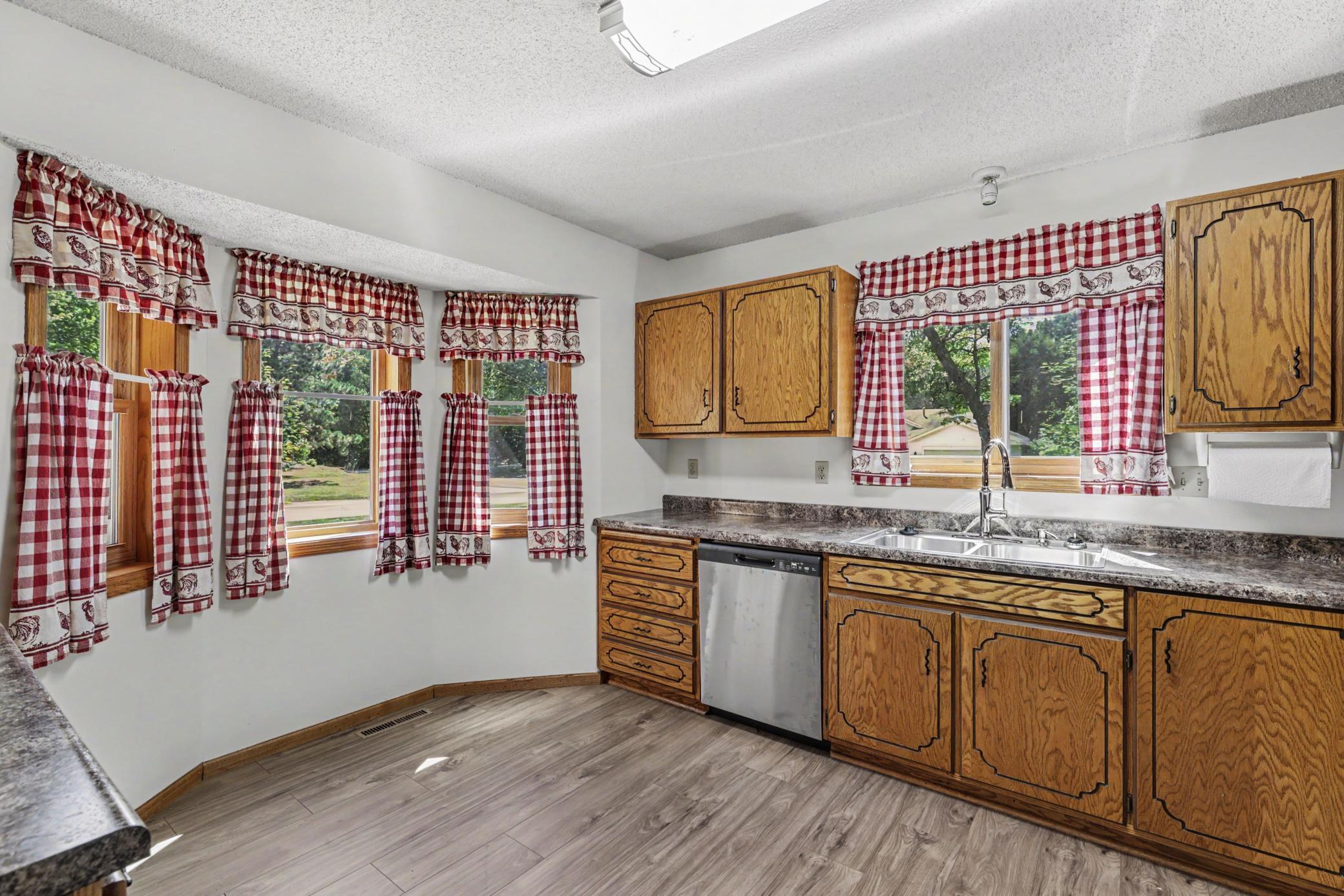 View of Residential at 14372 Jonquil Street, Andover MN 55304, Andover (8 of 31) - Mike Wilen | Minnesota Team Real Estate