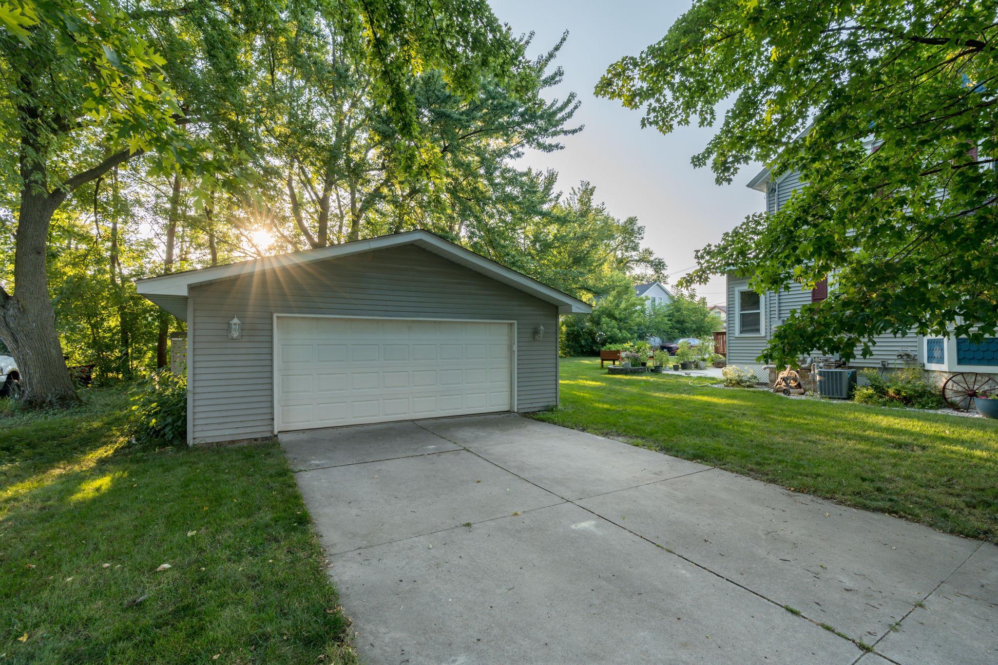 View of Residential at 404 1st Street, Montgomery MN 56069, Montgomery (24 of 25) - Mike Wilen | Minnesota Team Real Estate