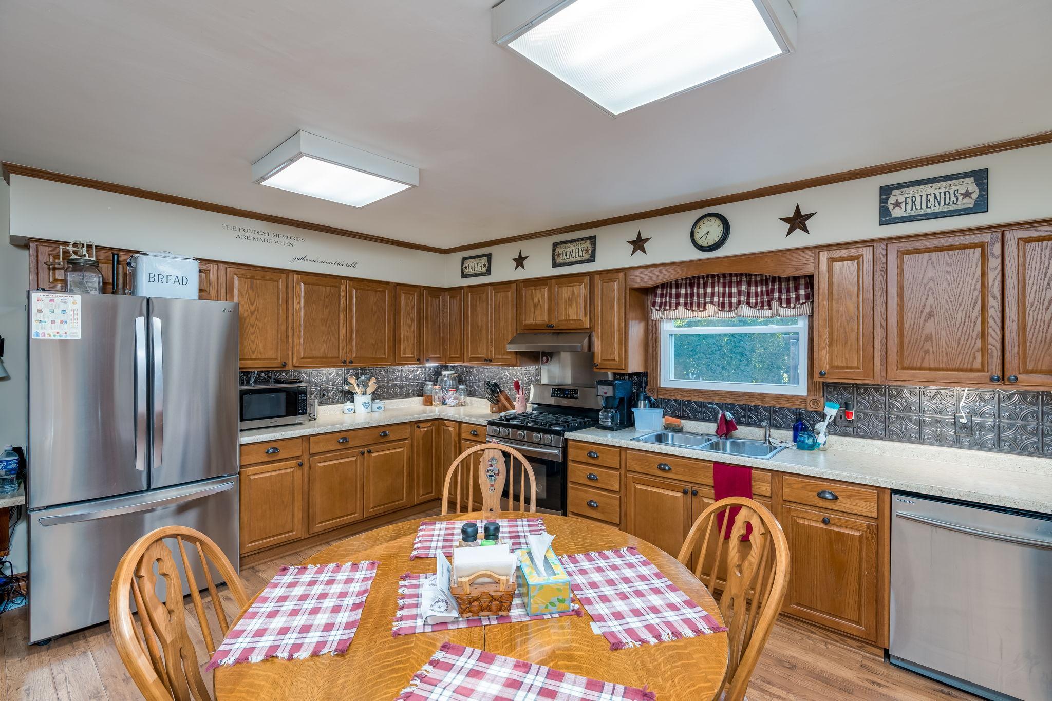 View of Residential at 404 1st Street, Montgomery MN 56069, Montgomery (12 of 25) - Mike Wilen | Minnesota Team Real Estate