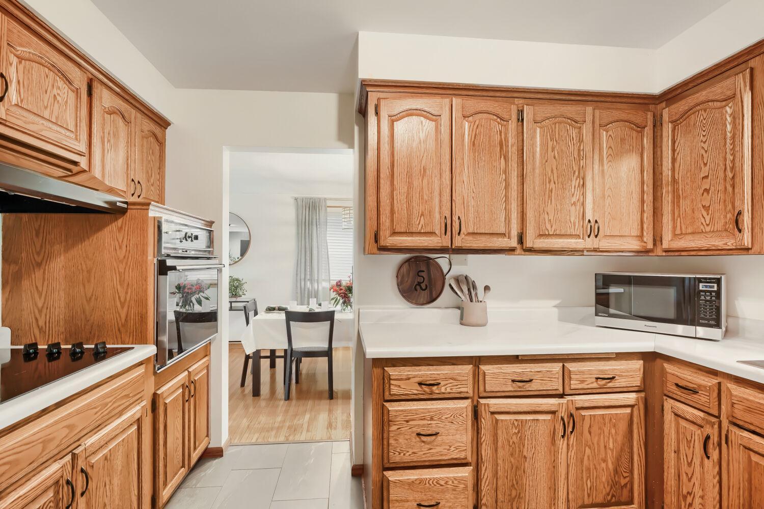 View of Residential at 334 Edith Drive, West Saint Paul MN 55118, West Saint Paul (11 of 28) - Mike Wilen | Minnesota Team Real Estate