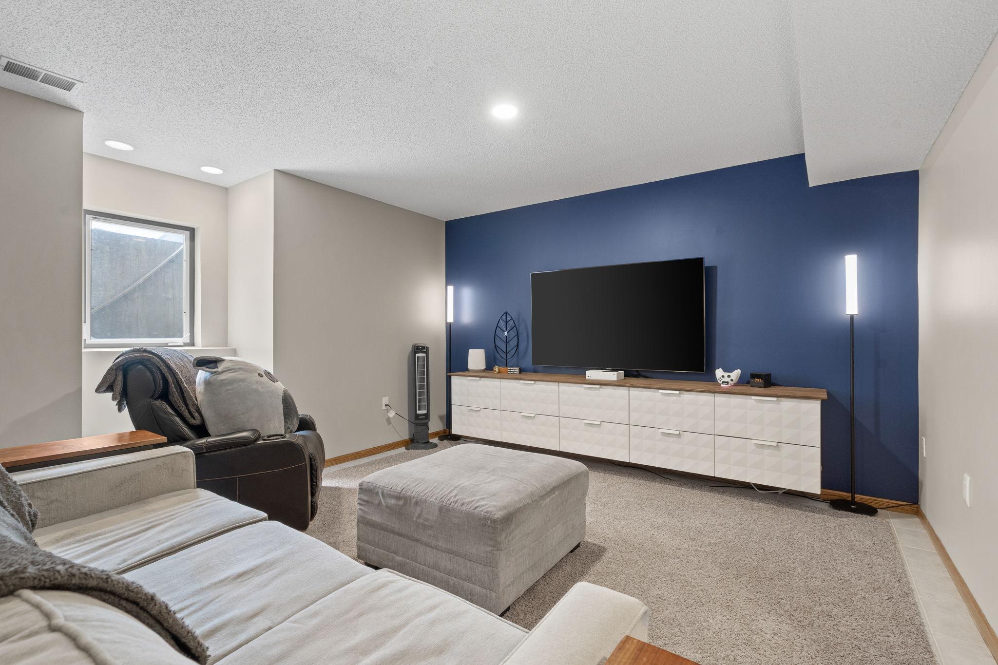 View of Residential at 8018 Greenbriar Lane, Woodbury MN 55125, Woodbury (41 of 58) - Mike Wilen | Minnesota Team Real Estate