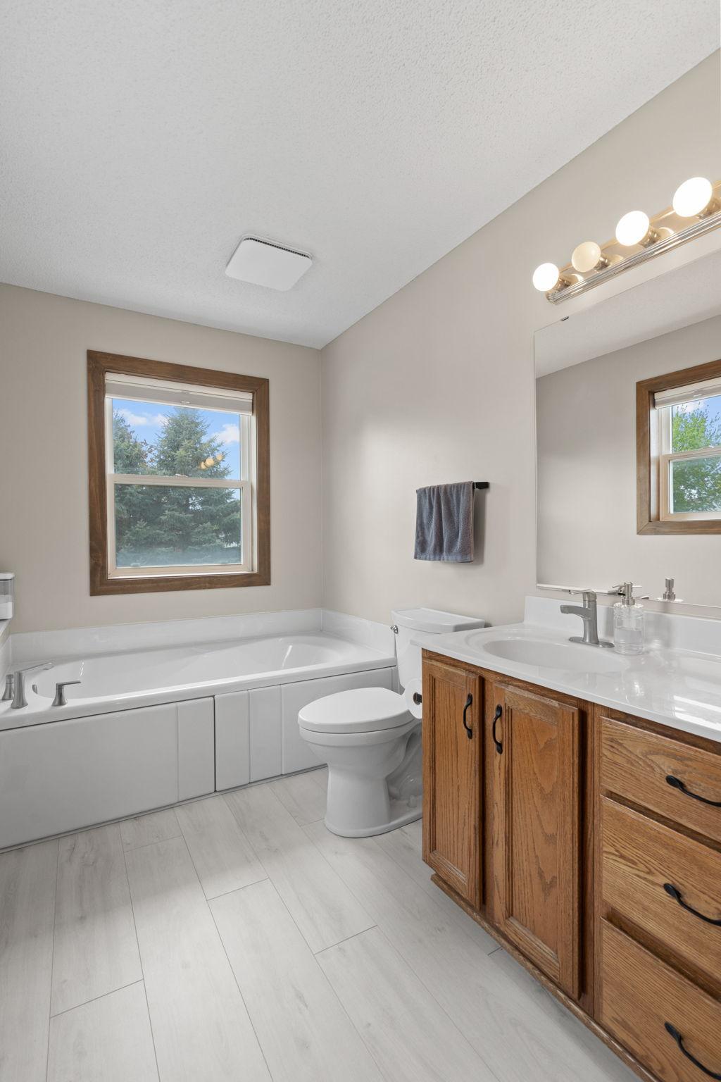 View of Residential at 8018 Greenbriar Lane, Woodbury MN 55125, Woodbury (33 of 58) - Mike Wilen | Minnesota Team Real Estate