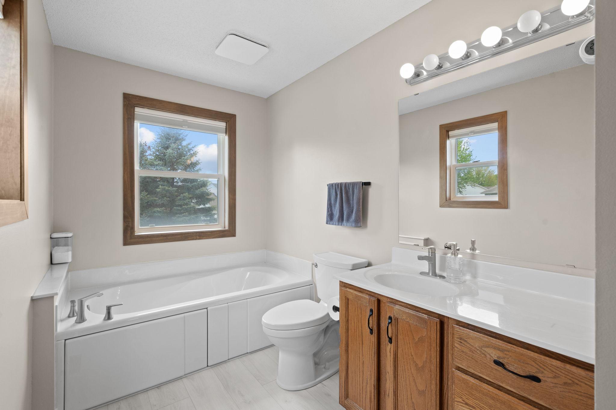 View of Residential at 8018 Greenbriar Lane, Woodbury MN 55125, Woodbury (32 of 58) - Mike Wilen | Minnesota Team Real Estate