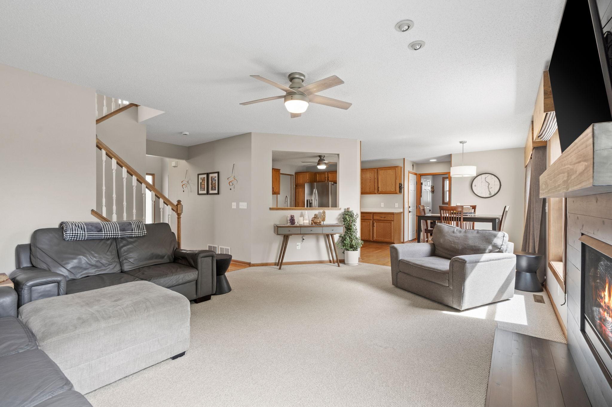 View of Residential at 8018 Greenbriar Lane, Woodbury MN 55125, Woodbury (14 of 58) - Mike Wilen | Minnesota Team Real Estate
