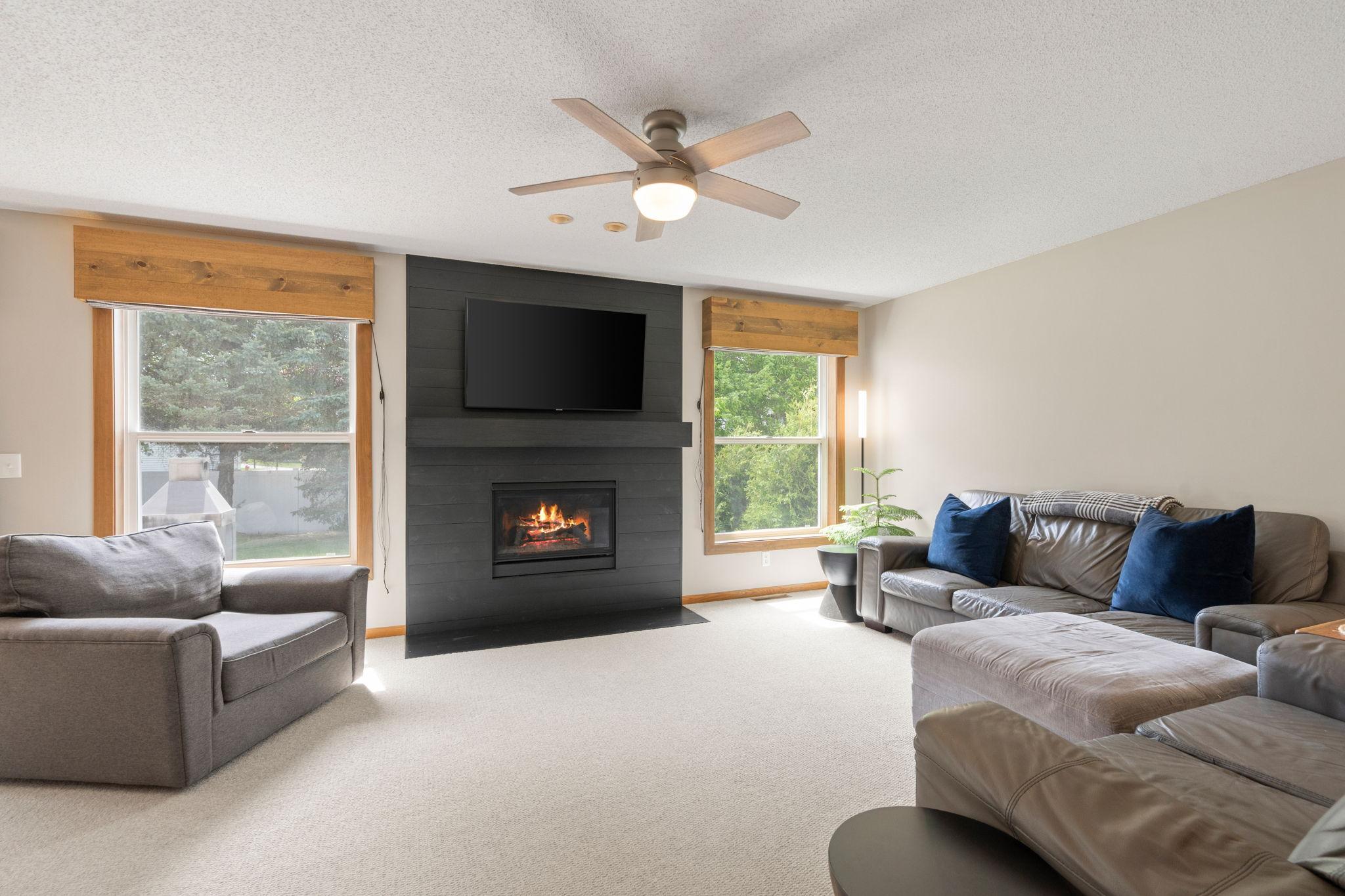 View of Residential at 8018 Greenbriar Lane, Woodbury MN 55125, Woodbury (12 of 58) - Mike Wilen | Minnesota Team Real Estate