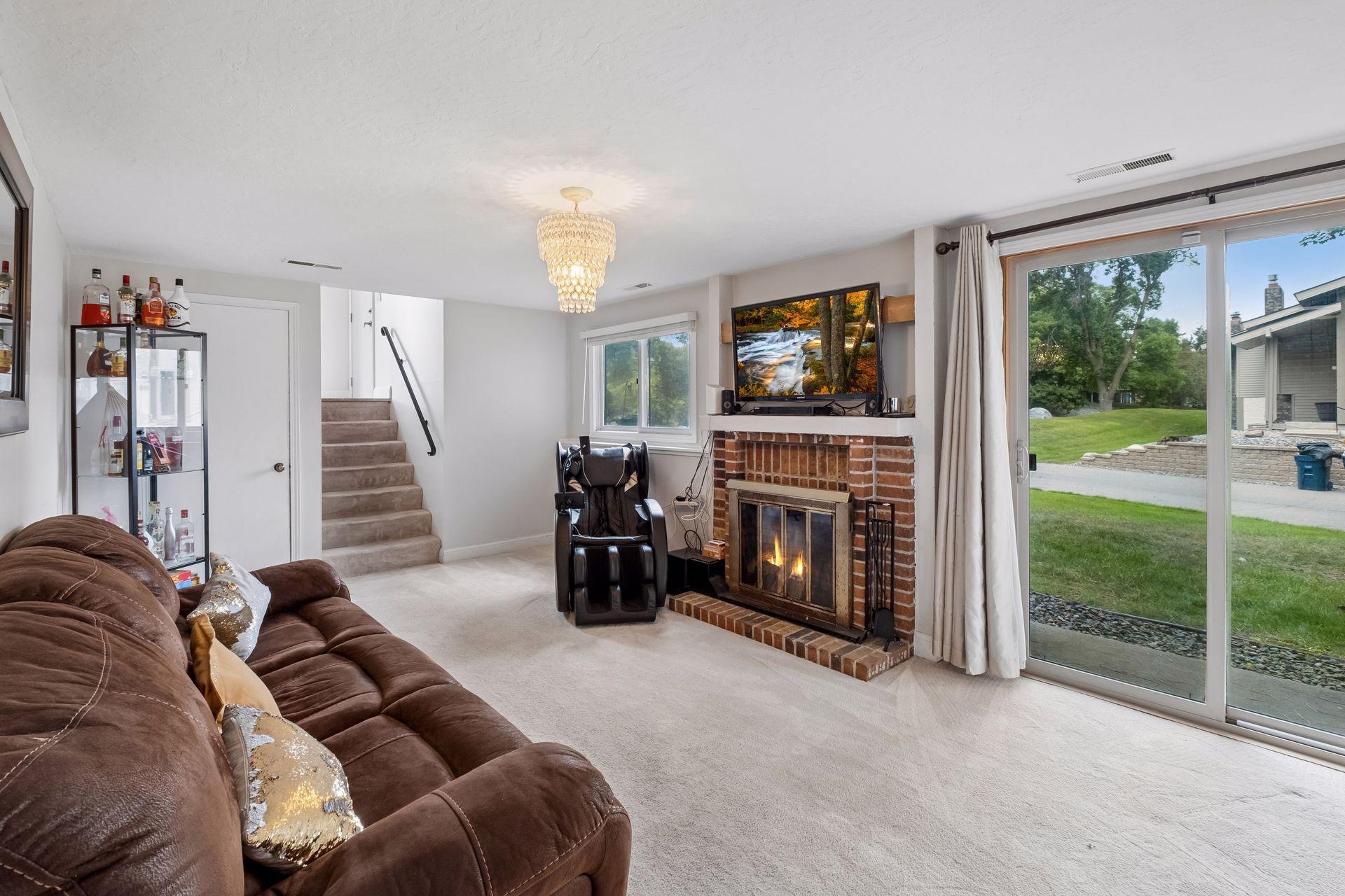 View of Residential at 9535 Hartford Circle, Eden Prairie MN 55347, Eden Prairie (24 of 34) - Mike Wilen | Minnesota Team Real Estate