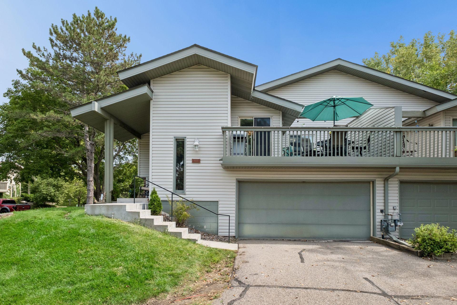 View of Residential at 9535 Hartford Circle, Eden Prairie MN 55347, Eden Prairie (4 of 34) - Mike Wilen | Minnesota Team Real Estate