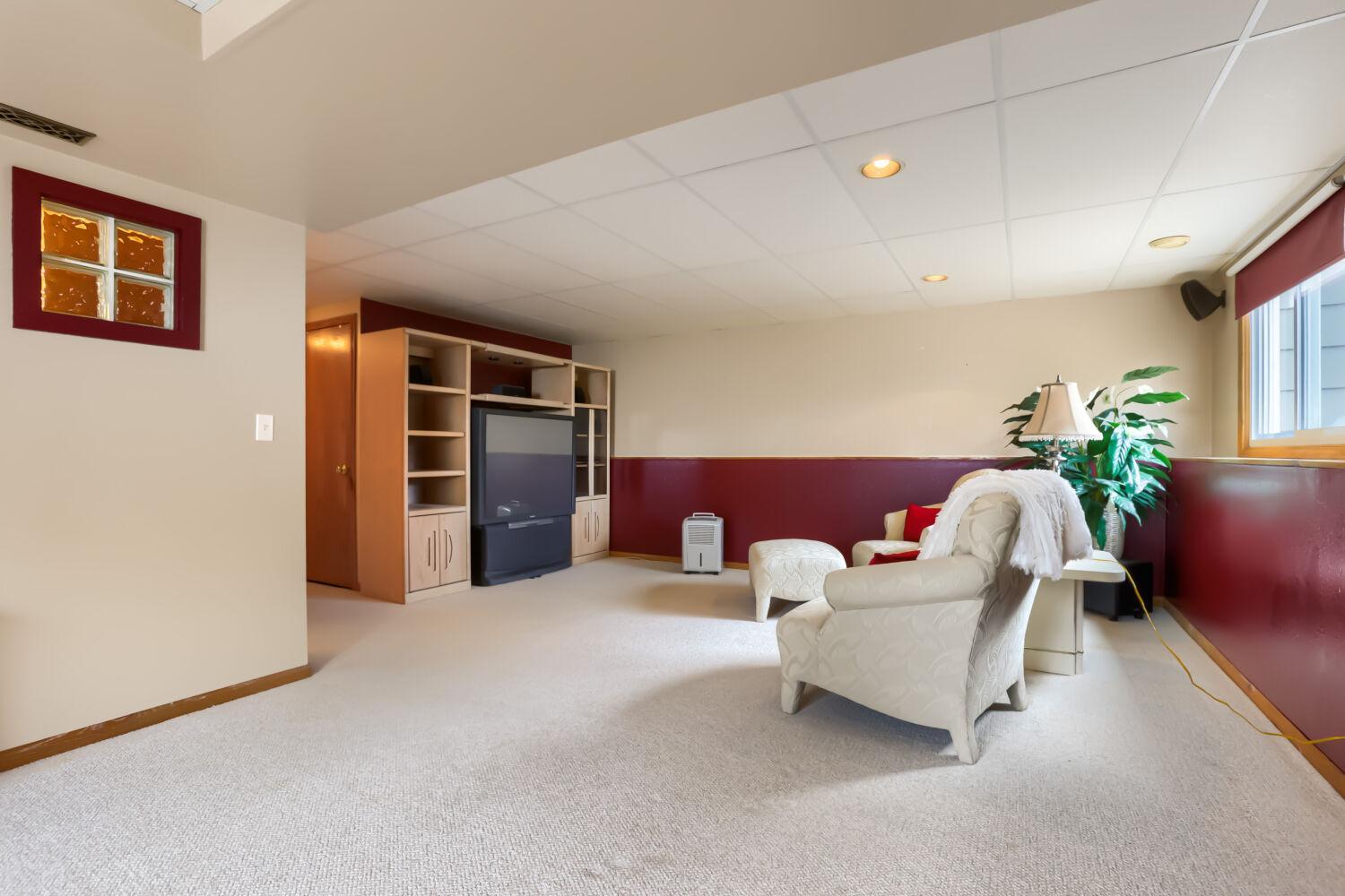 View of Residential at 12630 92nd Avenue, Maple Grove MN 55369, Maple Grove (9 of 24) - Mike Wilen | Minnesota Team Real Estate