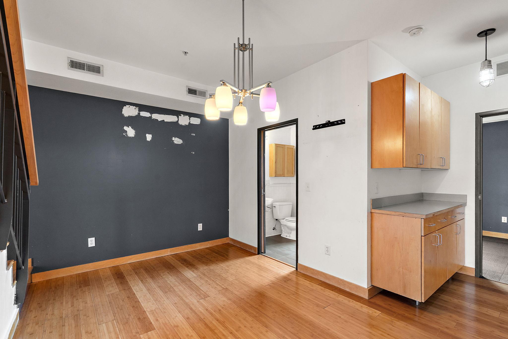View of Residential at 10 26th Street #311, Minneapolis MN 55404, Minneapolis (28 of 36) - Mike Wilen | Minnesota Team Real Estate