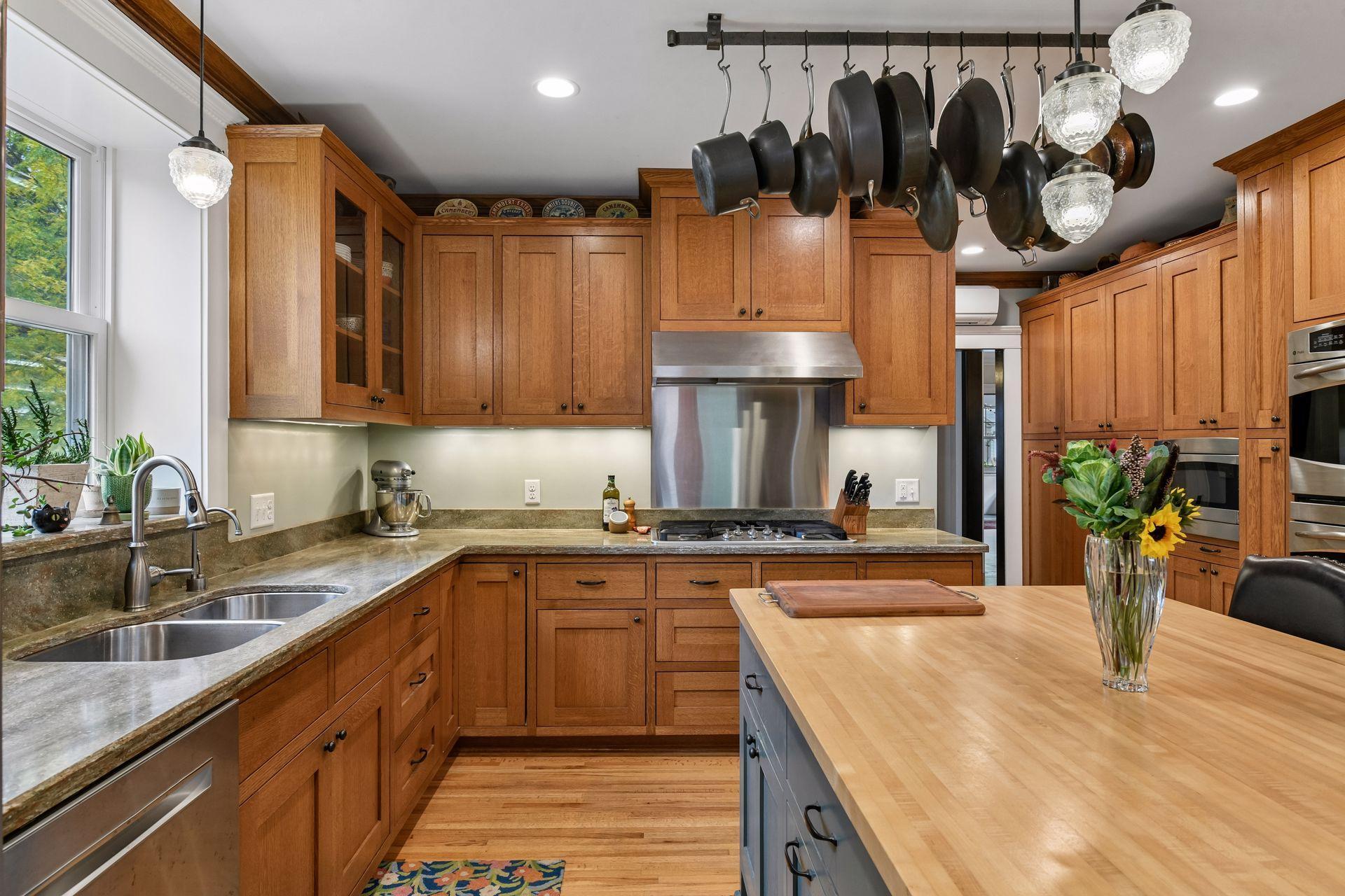 View of Residential at 2024 Emerson Avenue, Minneapolis MN 55405, Minneapolis (12 of 63) - Mike Wilen | Minnesota Team Real Estate