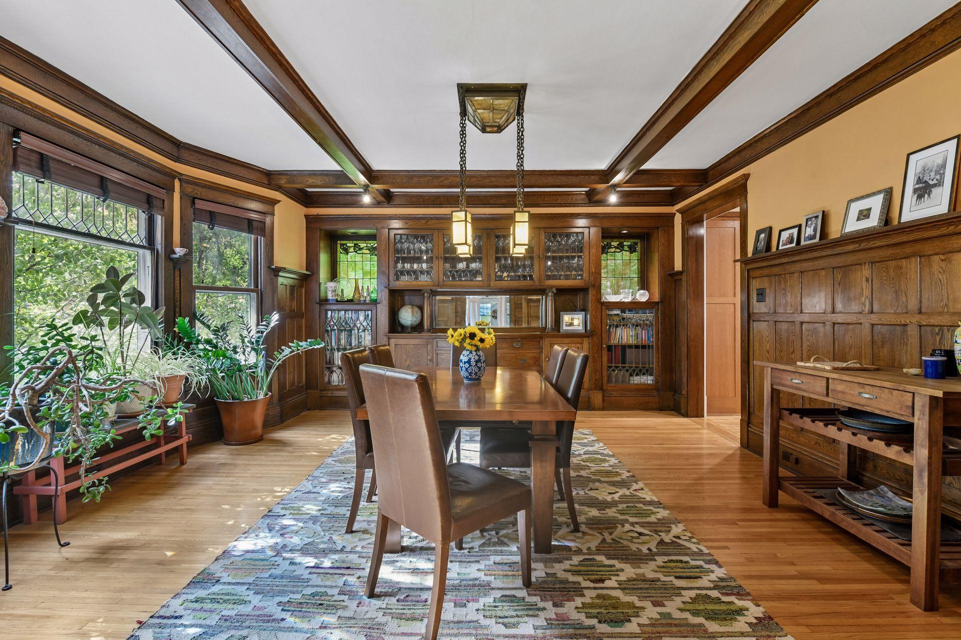 View of Residential at 2024 Emerson Avenue, Minneapolis MN 55405, Minneapolis (19 of 63) - Mike Wilen | Minnesota Team Real Estate