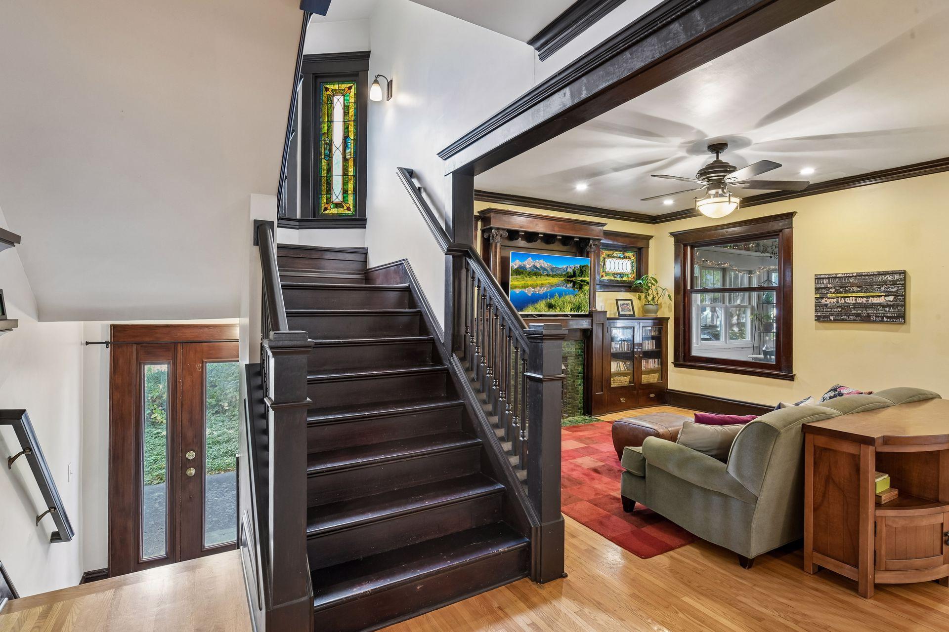View of Residential at 2024 Emerson Avenue, Minneapolis MN 55405, Minneapolis (27 of 63) - Mike Wilen | Minnesota Team Real Estate