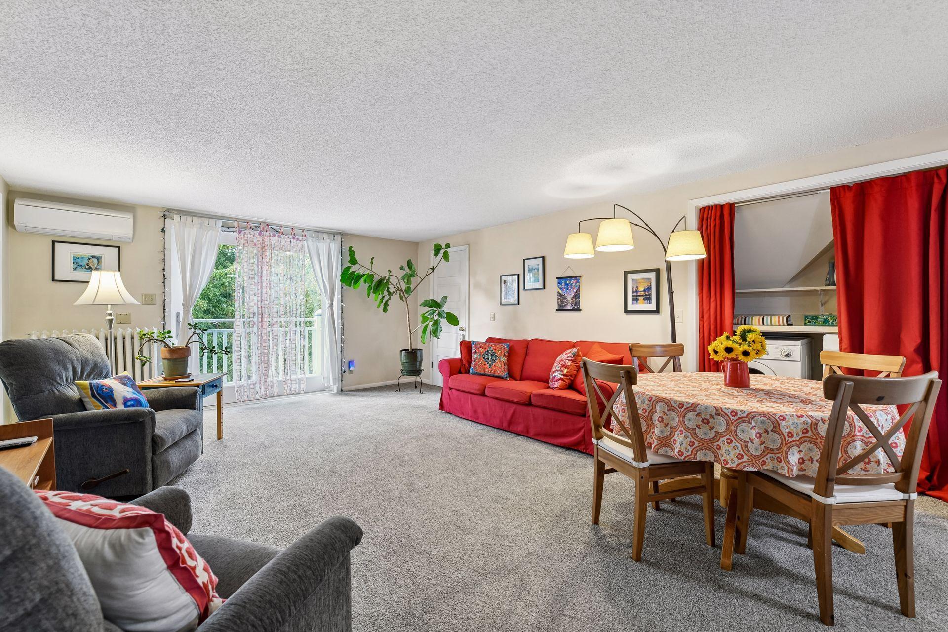 View of Residential at 2024 Emerson Avenue, Minneapolis MN 55405, Minneapolis (44 of 63) - Mike Wilen | Minnesota Team Real Estate