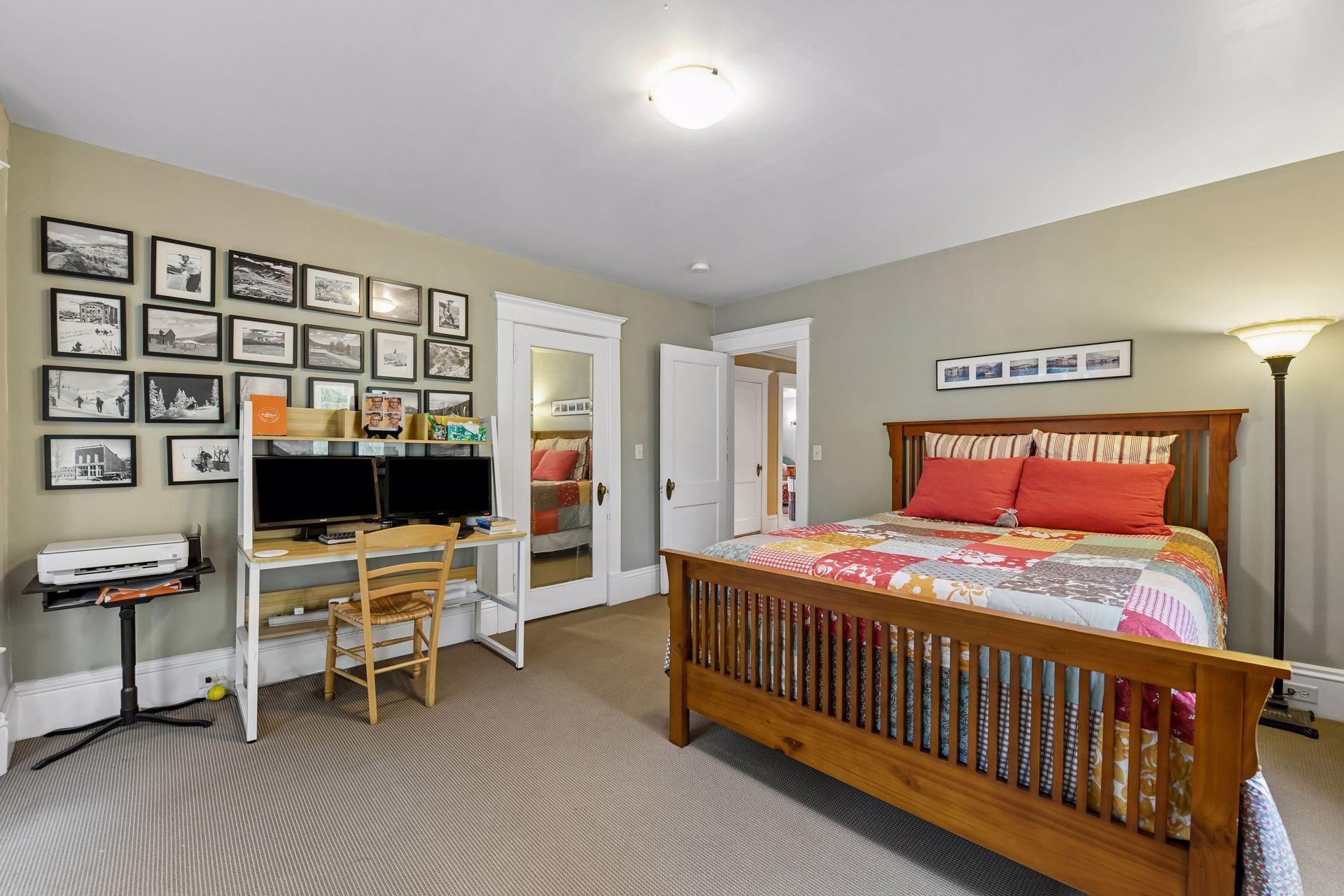 View of Residential at 2024 Emerson Avenue, Minneapolis MN 55405, Minneapolis (39 of 63) - Mike Wilen | Minnesota Team Real Estate