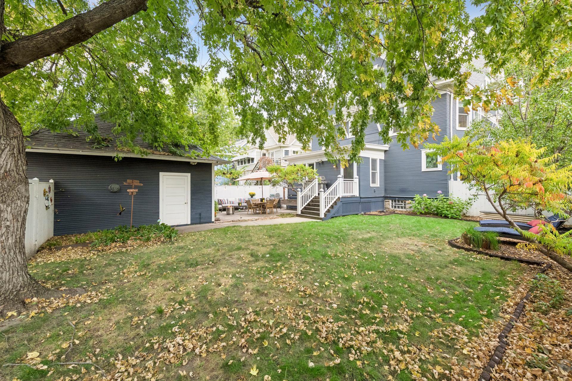 View of Residential at 2024 Emerson Avenue, Minneapolis MN 55405, Minneapolis (57 of 63) - Mike Wilen | Minnesota Team Real Estate