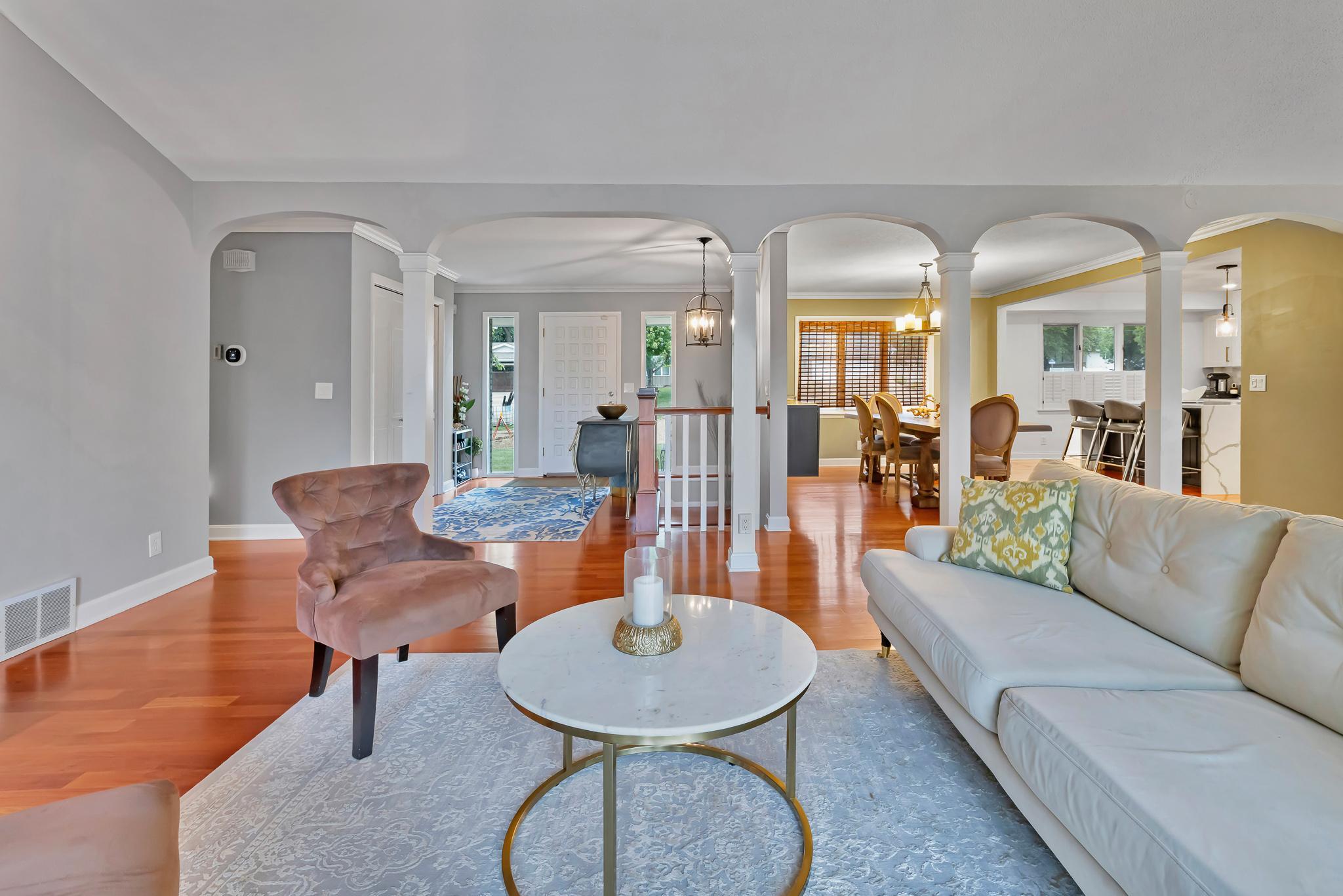 View of Residential at 7001 Lanham Lane, Edina MN 55439, Edina (32 of 97) - Mike Wilen | Minnesota Team Real Estate