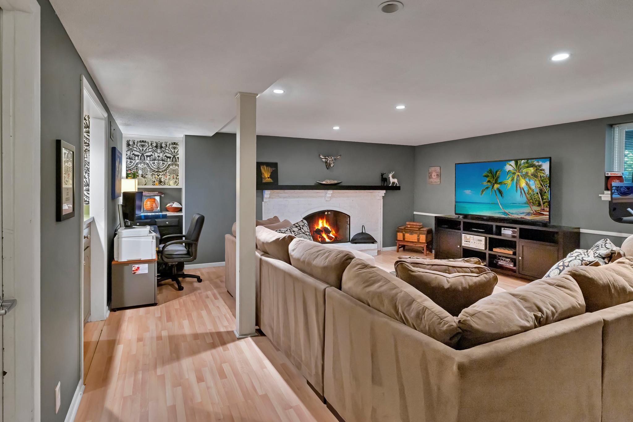View of Residential at 7001 Lanham Lane, Edina MN 55439, Edina (69 of 97) - Mike Wilen | Minnesota Team Real Estate