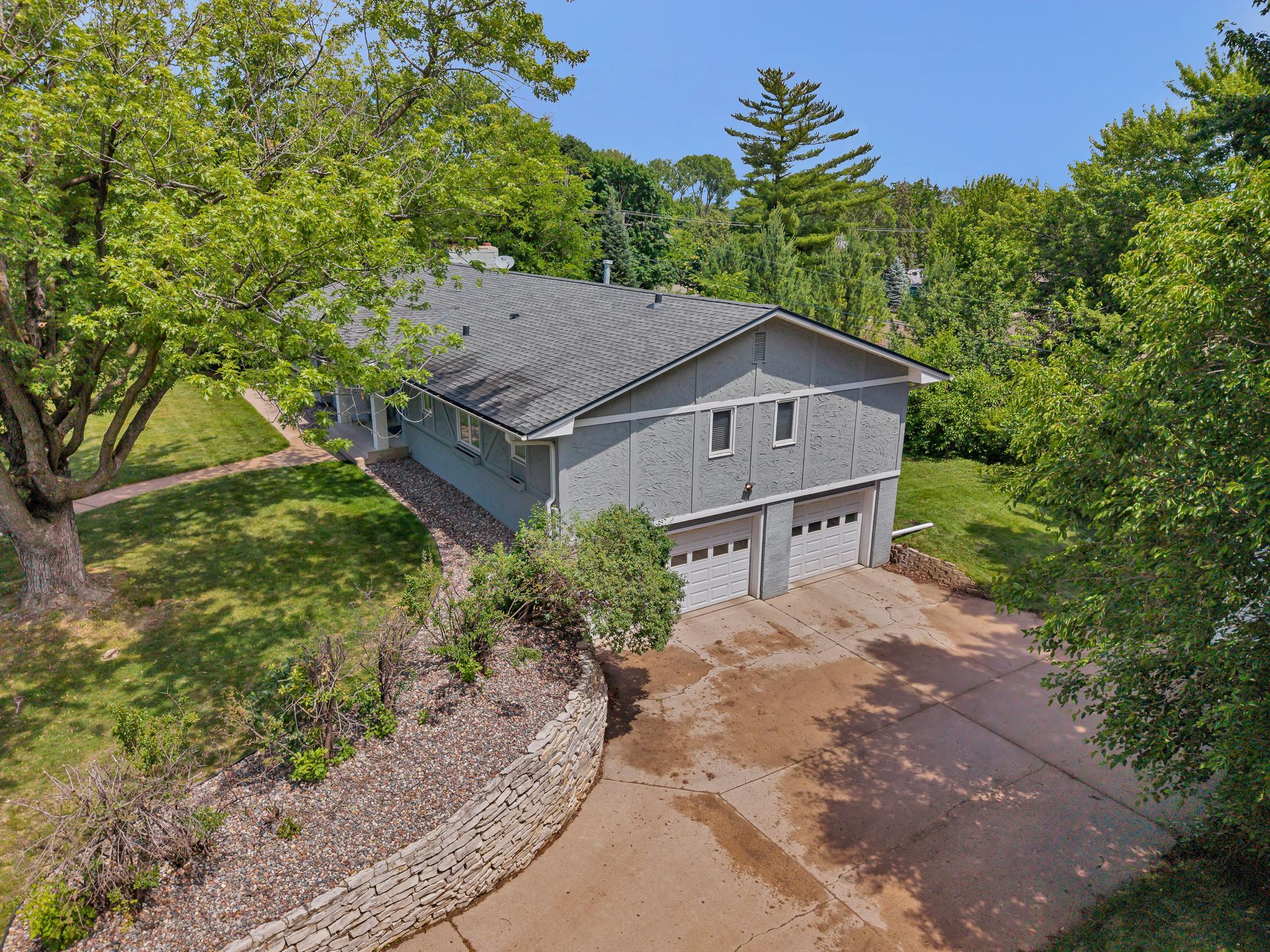 View of Residential at 7001 Lanham Lane, Edina MN 55439, Edina (90 of 97) - Mike Wilen | Minnesota Team Real Estate