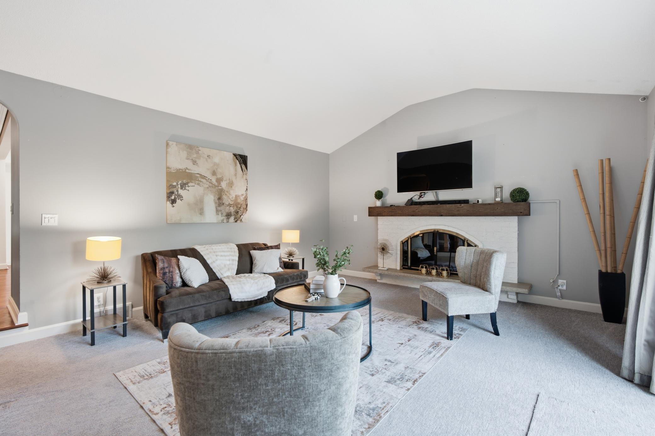 View of Residential at 7001 Lanham Lane, Edina MN 55439, Edina (8 of 97) - Mike Wilen | Minnesota Team Real Estate