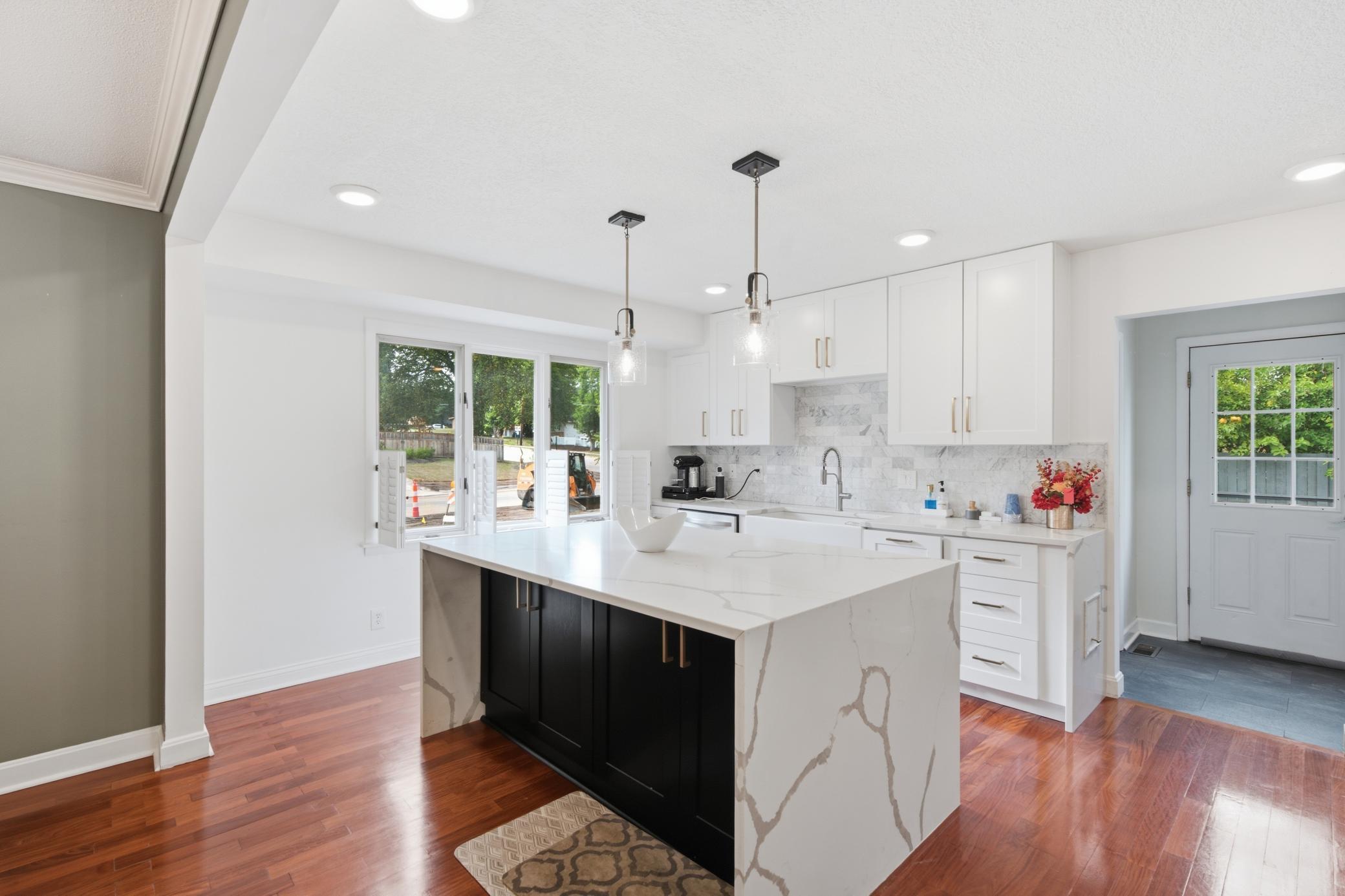 View of Residential at 7001 Lanham Lane, Edina MN 55439, Edina (24 of 97) - Mike Wilen | Minnesota Team Real Estate