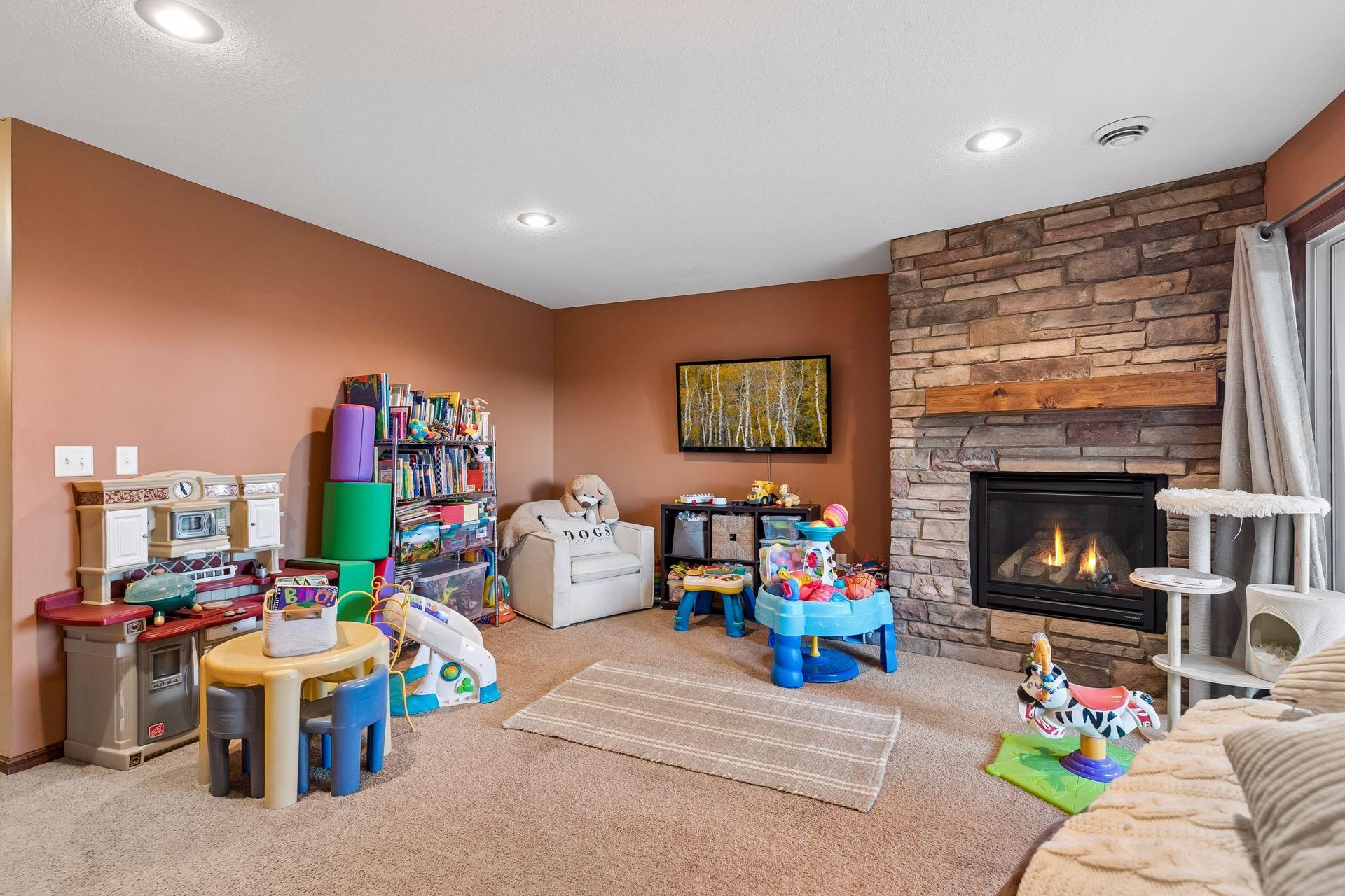 View of Residential at 1305 Mulberry Avenue, Montgomery MN 56069, Montgomery (28 of 41) - Mike Wilen | Minnesota Team Real Estate