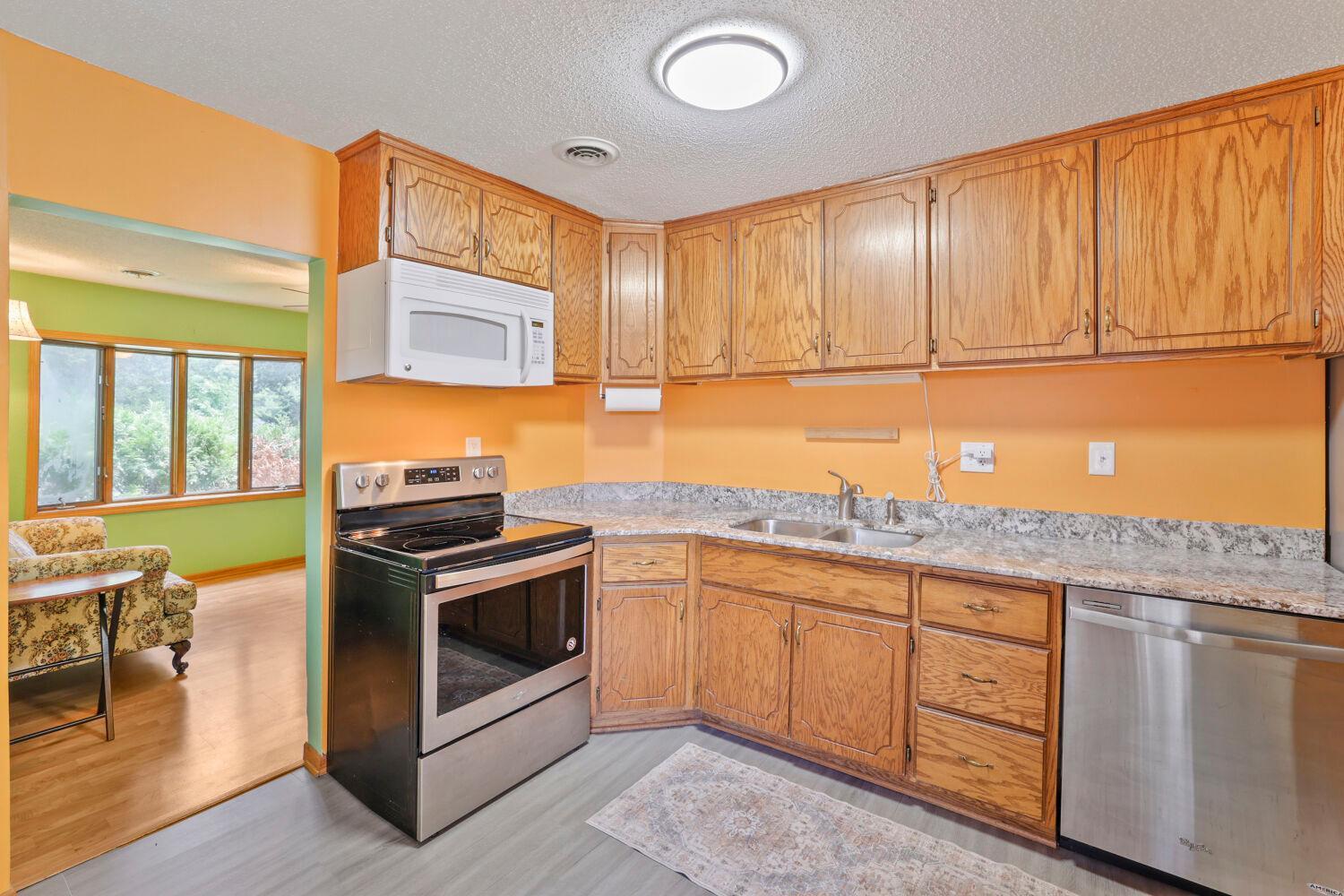 View of Residential at 5850 2 1/2 Street, Fridley MN 55432, Fridley (11 of 29) - Mike Wilen | Minnesota Team Real Estate