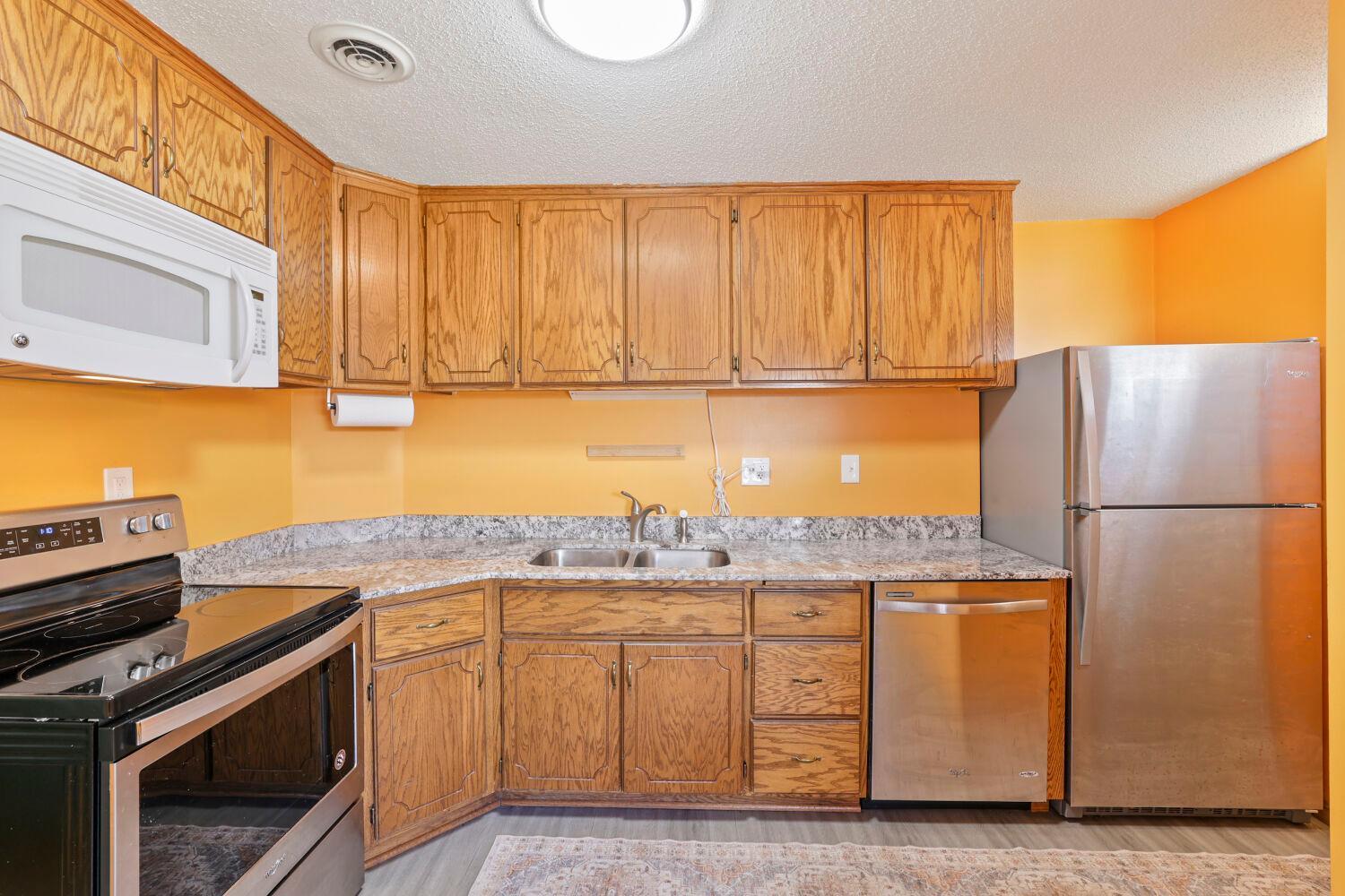 View of Residential at 5850 2 1/2 Street, Fridley MN 55432, Fridley (10 of 29) - Mike Wilen | Minnesota Team Real Estate