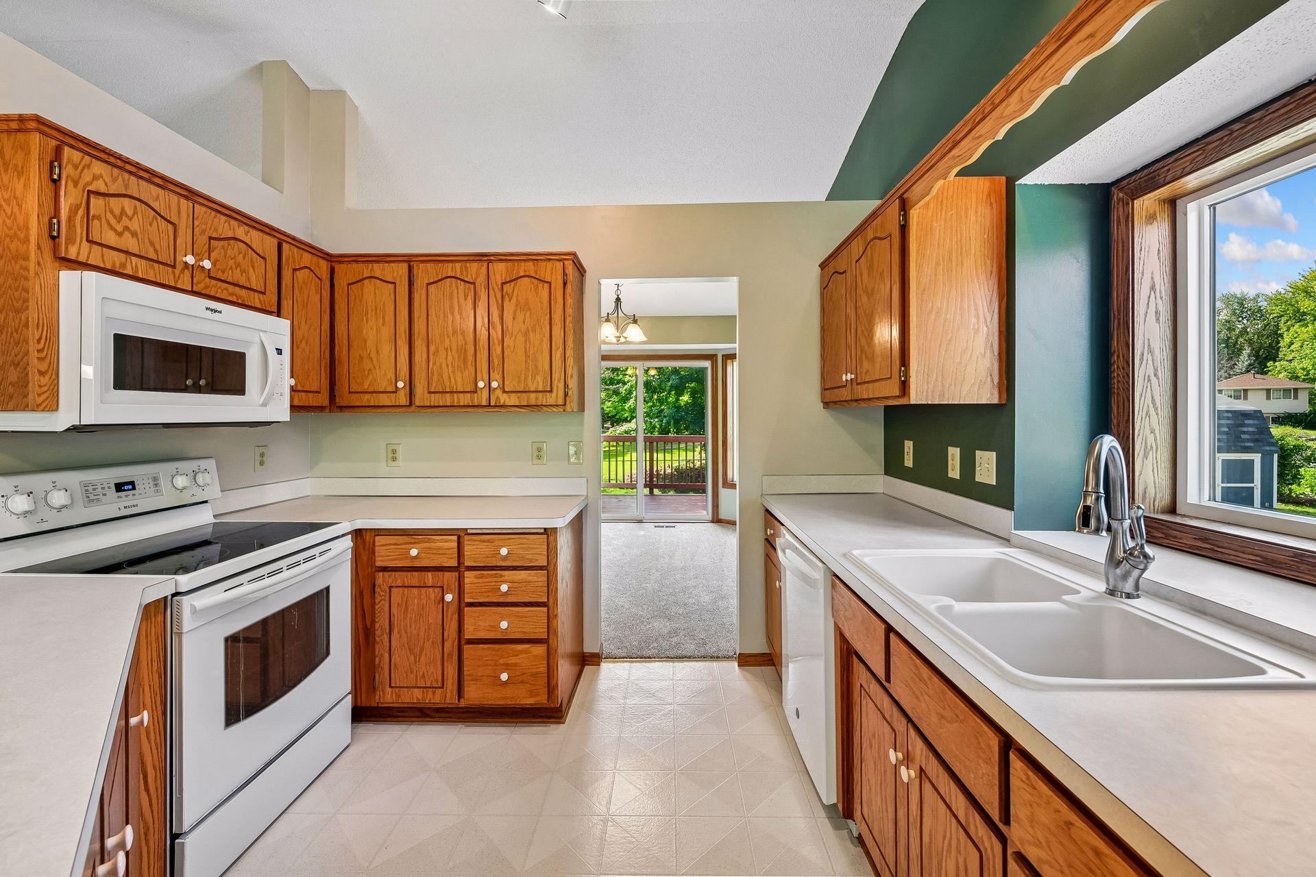 View of Residential at 356 Bluestem Avenue, Shakopee MN 55379, Shakopee (18 of 45) - Mike Wilen | Minnesota Team Real Estate