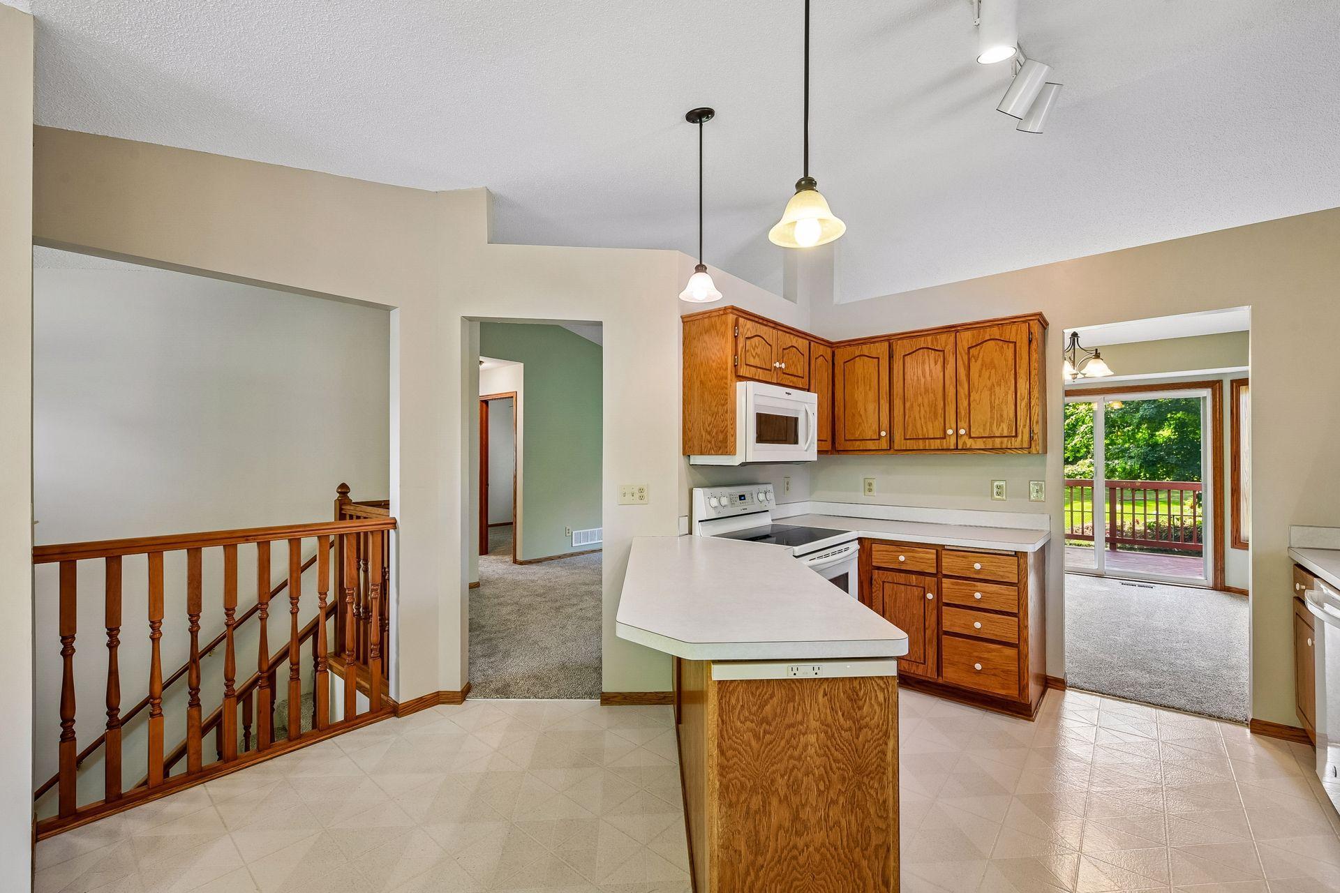View of Residential at 356 Bluestem Avenue, Shakopee MN 55379, Shakopee (17 of 45) - Mike Wilen | Minnesota Team Real Estate