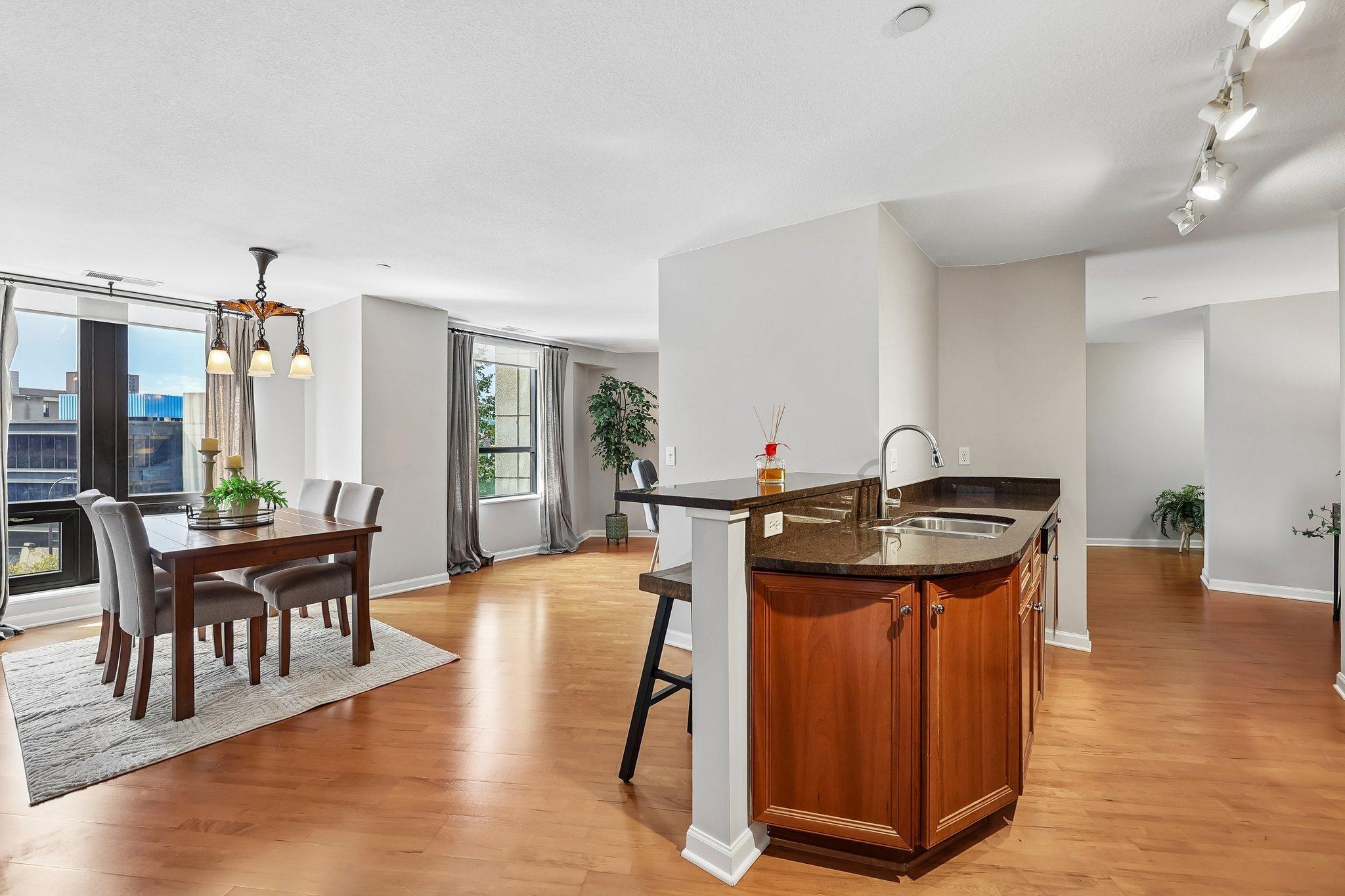 View of Residential at 500 Grant Street #311, Minneapolis MN 55404, Minneapolis (12 of 45) - Mike Wilen | Minnesota Team Real Estate