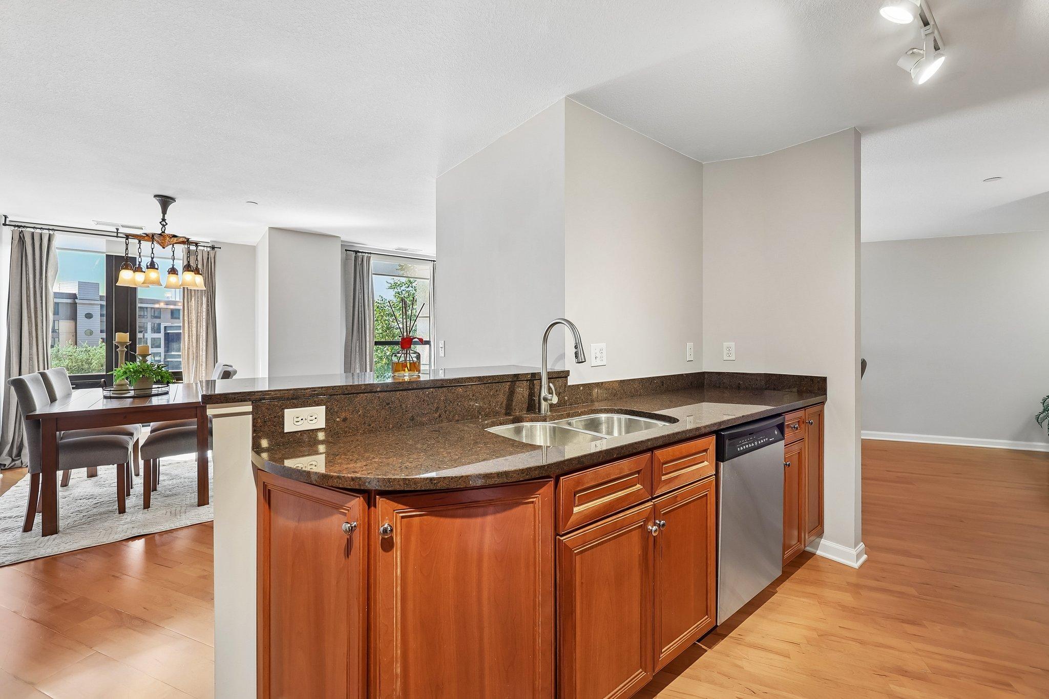 View of Residential at 500 Grant Street #311, Minneapolis MN 55404, Minneapolis (10 of 45) - Mike Wilen | Minnesota Team Real Estate