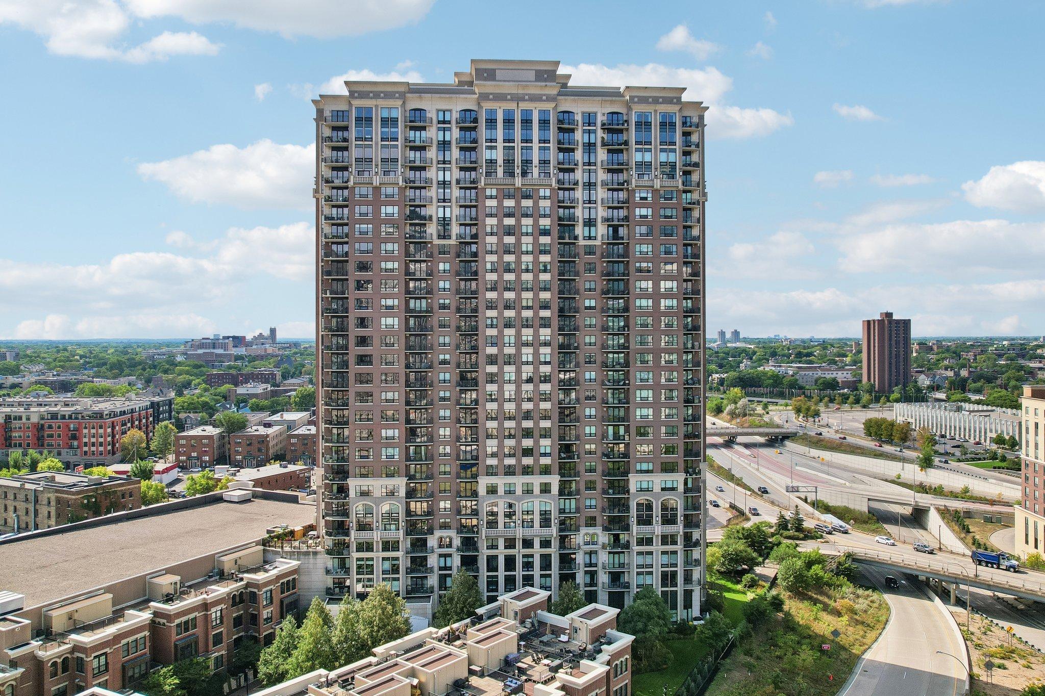 View of Residential at 500 Grant Street #311, Minneapolis MN 55404, Minneapolis (31 of 45) - Mike Wilen | Minnesota Team Real Estate