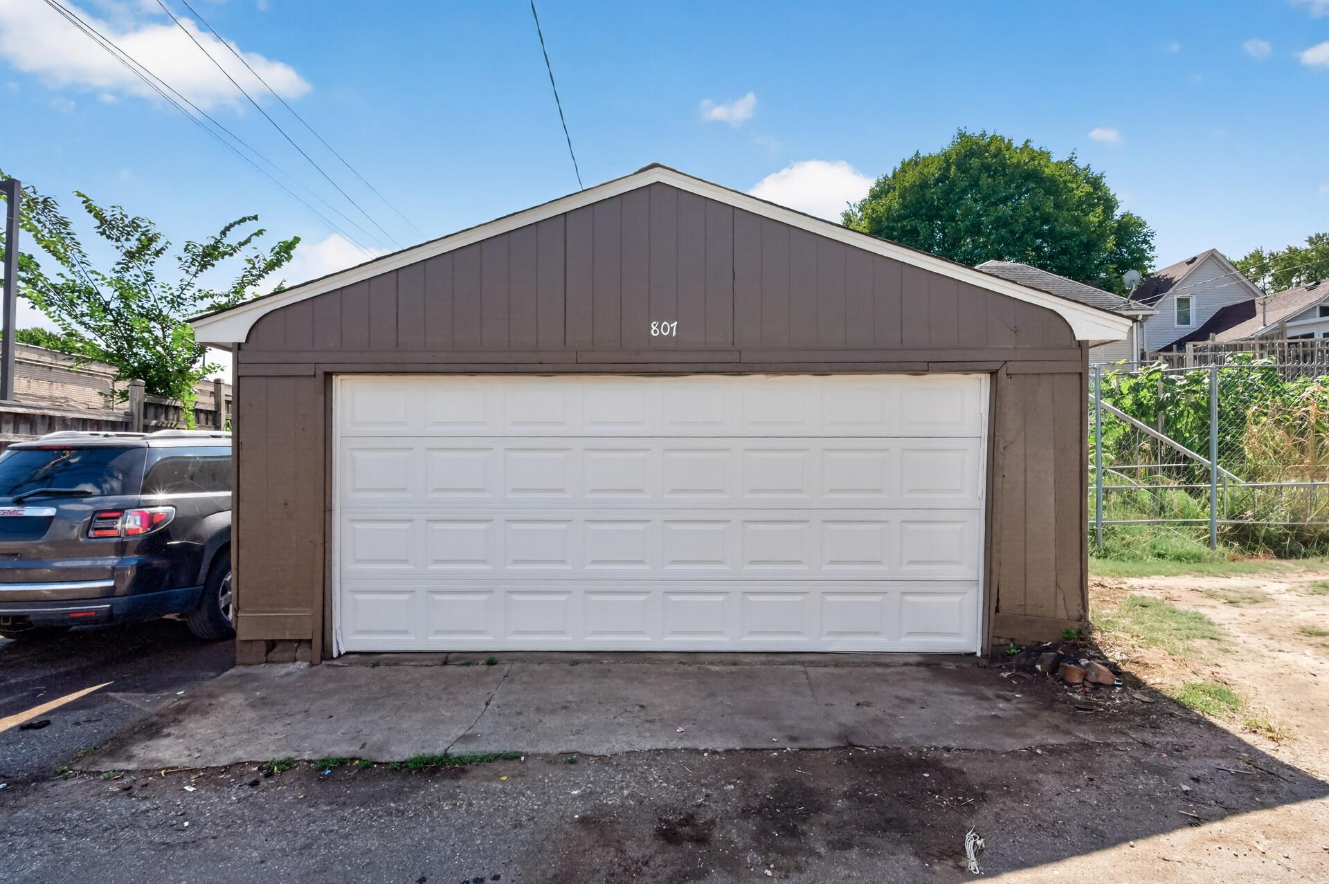 View of Residential Income at 807 Case Avenue, Saint Paul MN 55106, Saint Paul (30 of 30) - Mike Wilen | Minnesota Team Real Estate