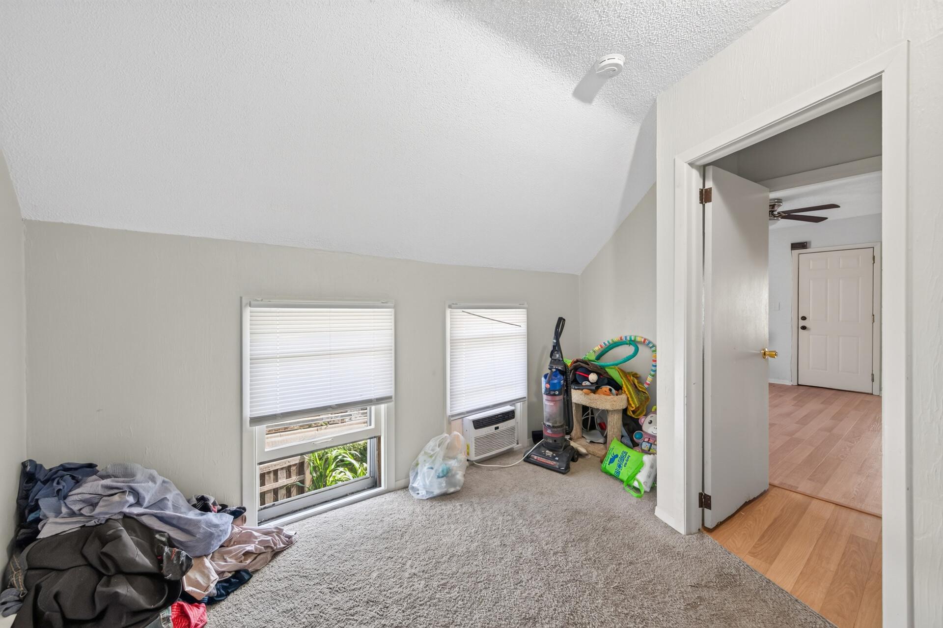 View of Residential Income at 807 Case Avenue, Saint Paul MN 55106, Saint Paul (19 of 30) - Mike Wilen | Minnesota Team Real Estate