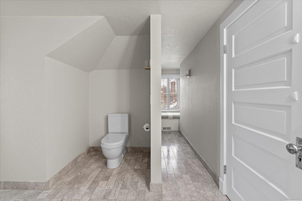 View of Residential at 1724 Summit Avenue, Minneapolis MN 55403, Minneapolis (38 of 57) - Mike Wilen | Minnesota Team Real Estate