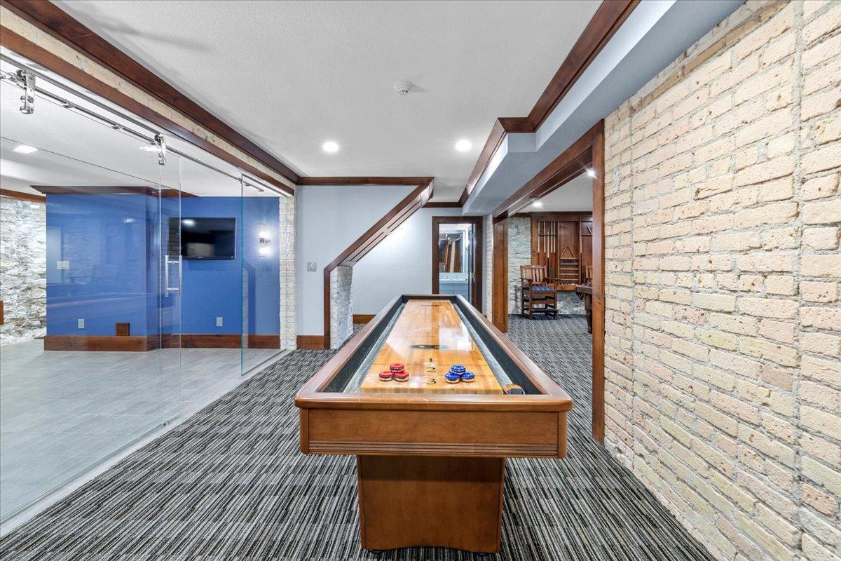 View of Residential at 1724 Summit Avenue, Minneapolis MN 55403, Minneapolis (45 of 57) - Mike Wilen | Minnesota Team Real Estate